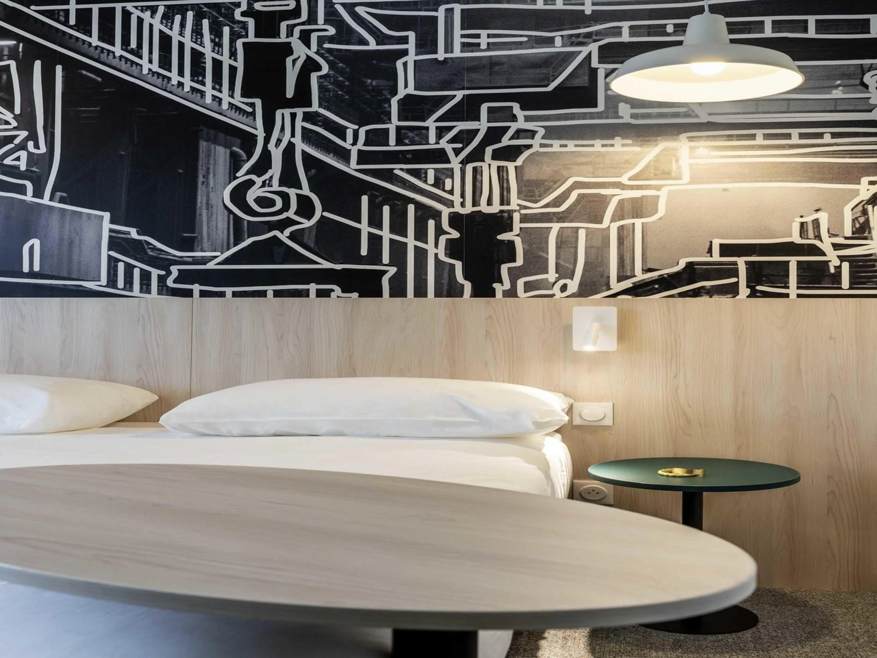 Bedroom, Bed in ibis Styles Limoges Centre