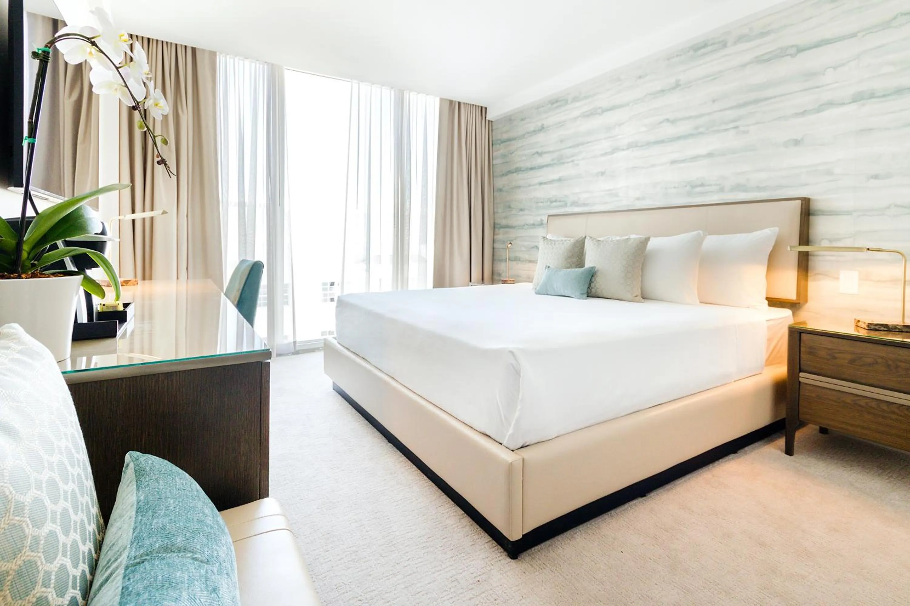 Bedroom, Bed in Berkeley Park MGallery Hotel Collection