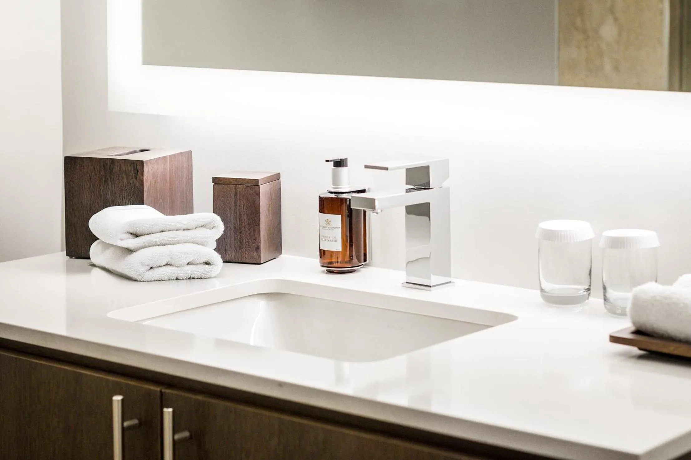 Bathroom in Berkeley Park MGallery Hotel Collection