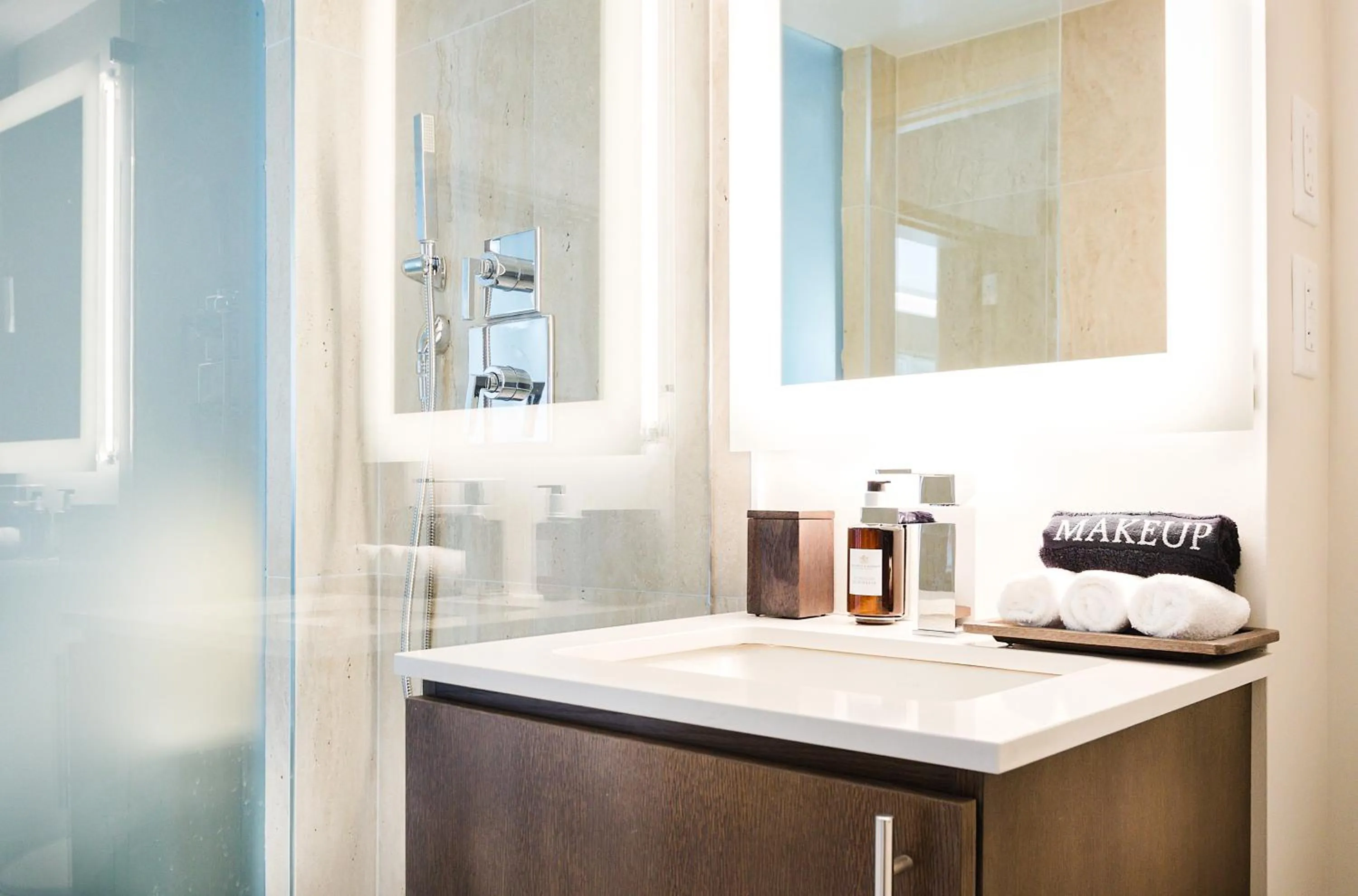 Classic 1 King in Berkeley Park MGallery Hotel Collection