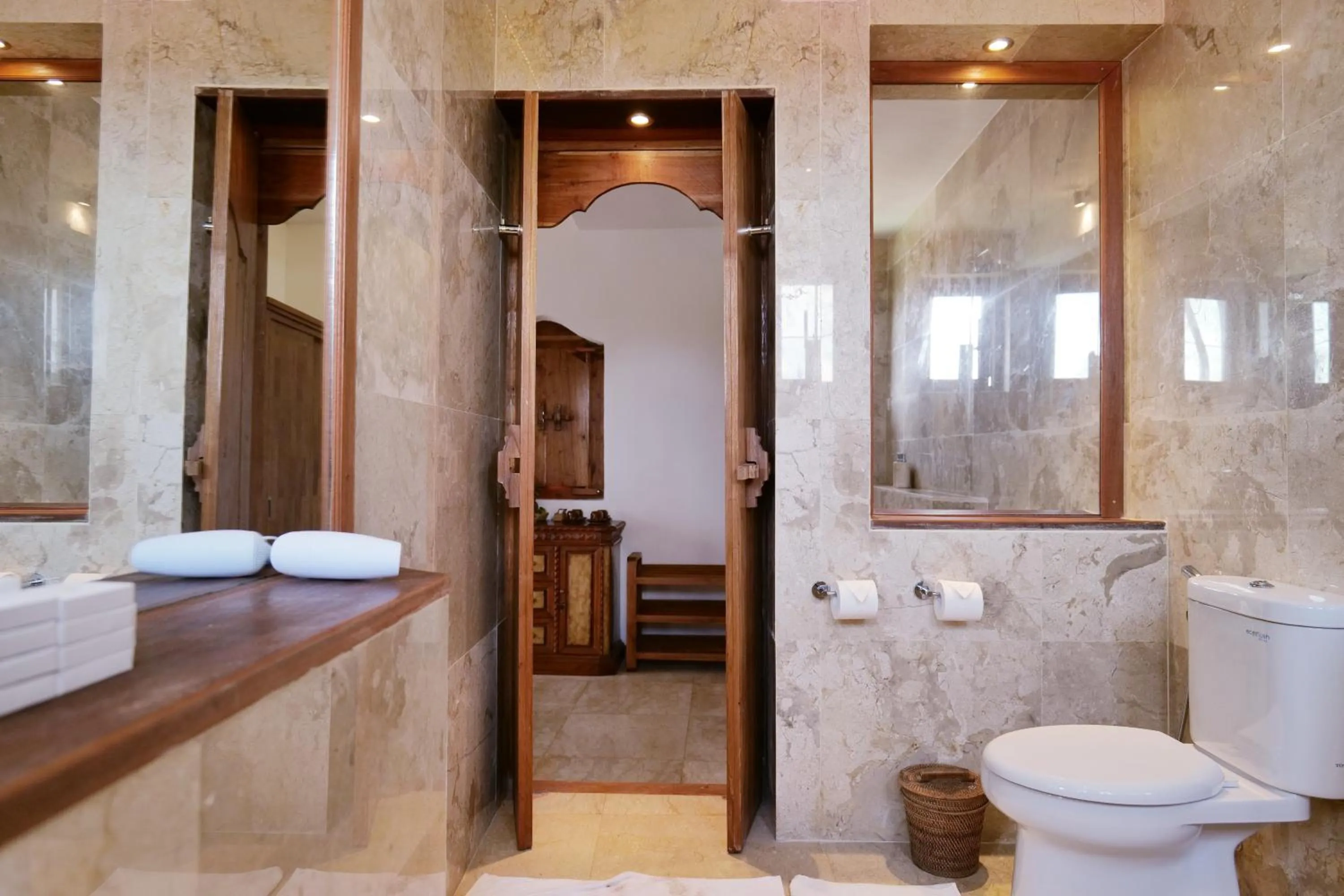 Toilet in Gayatri