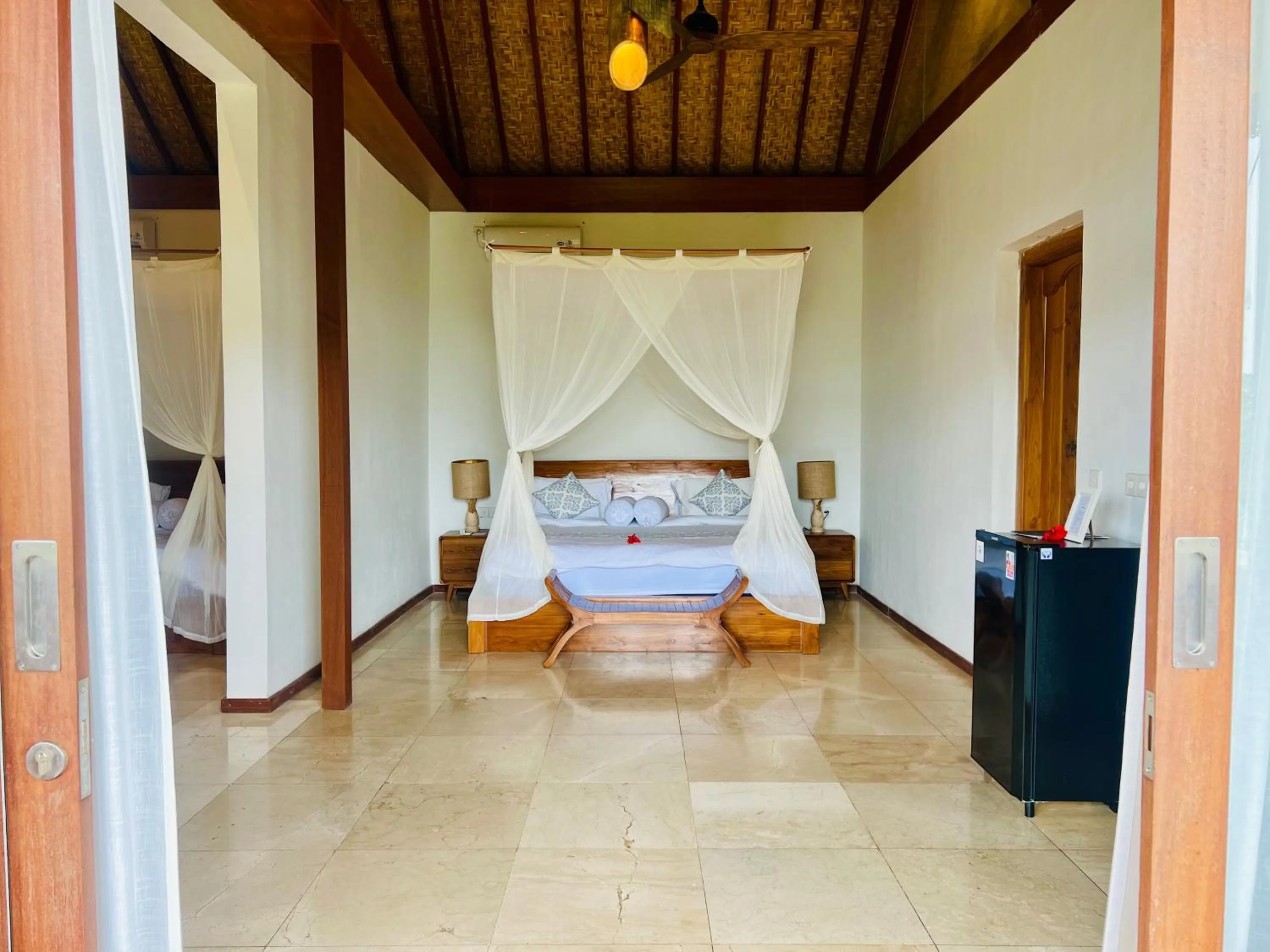 Bed in Gayatri
