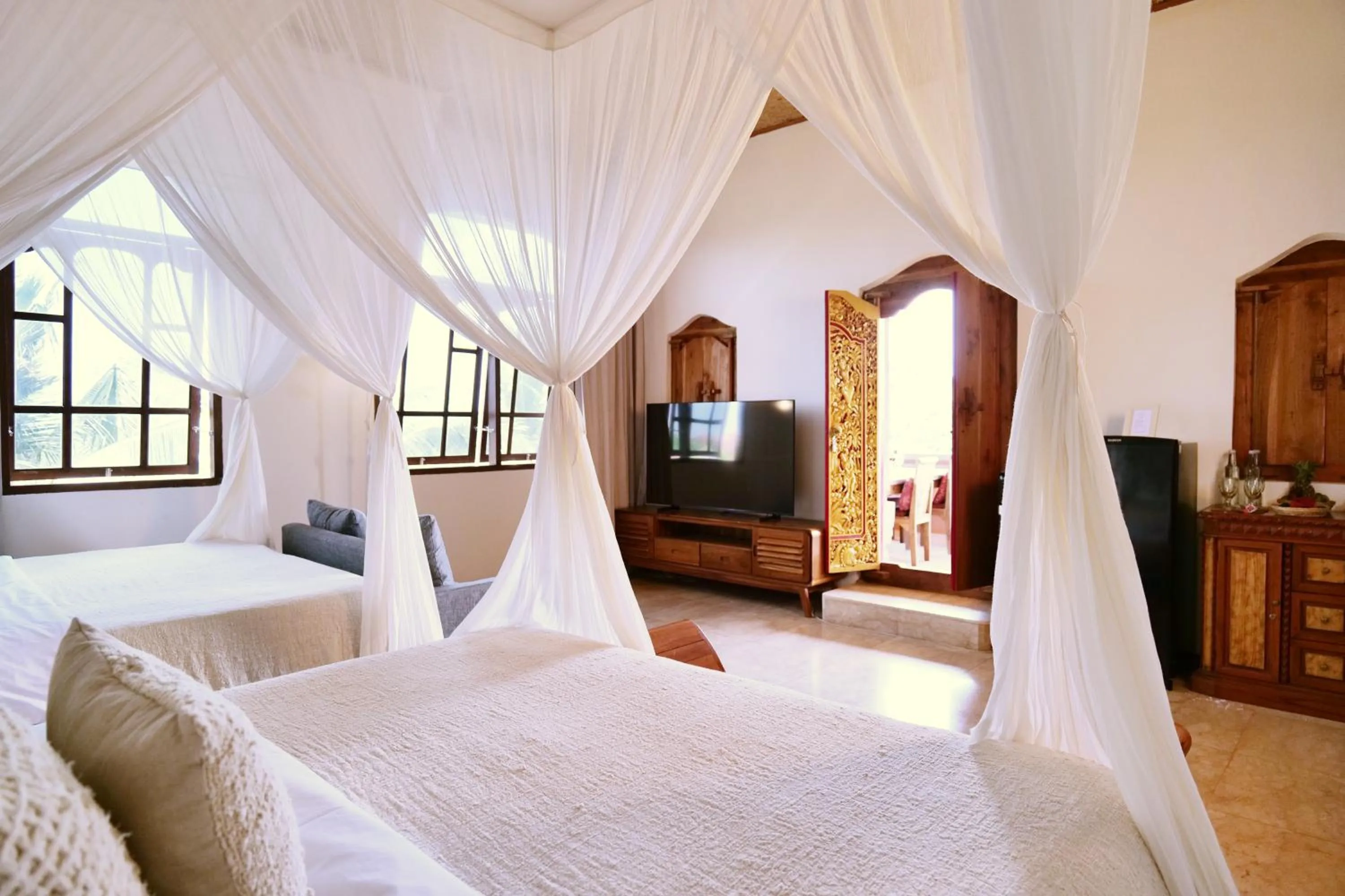 Bed in Gayatri