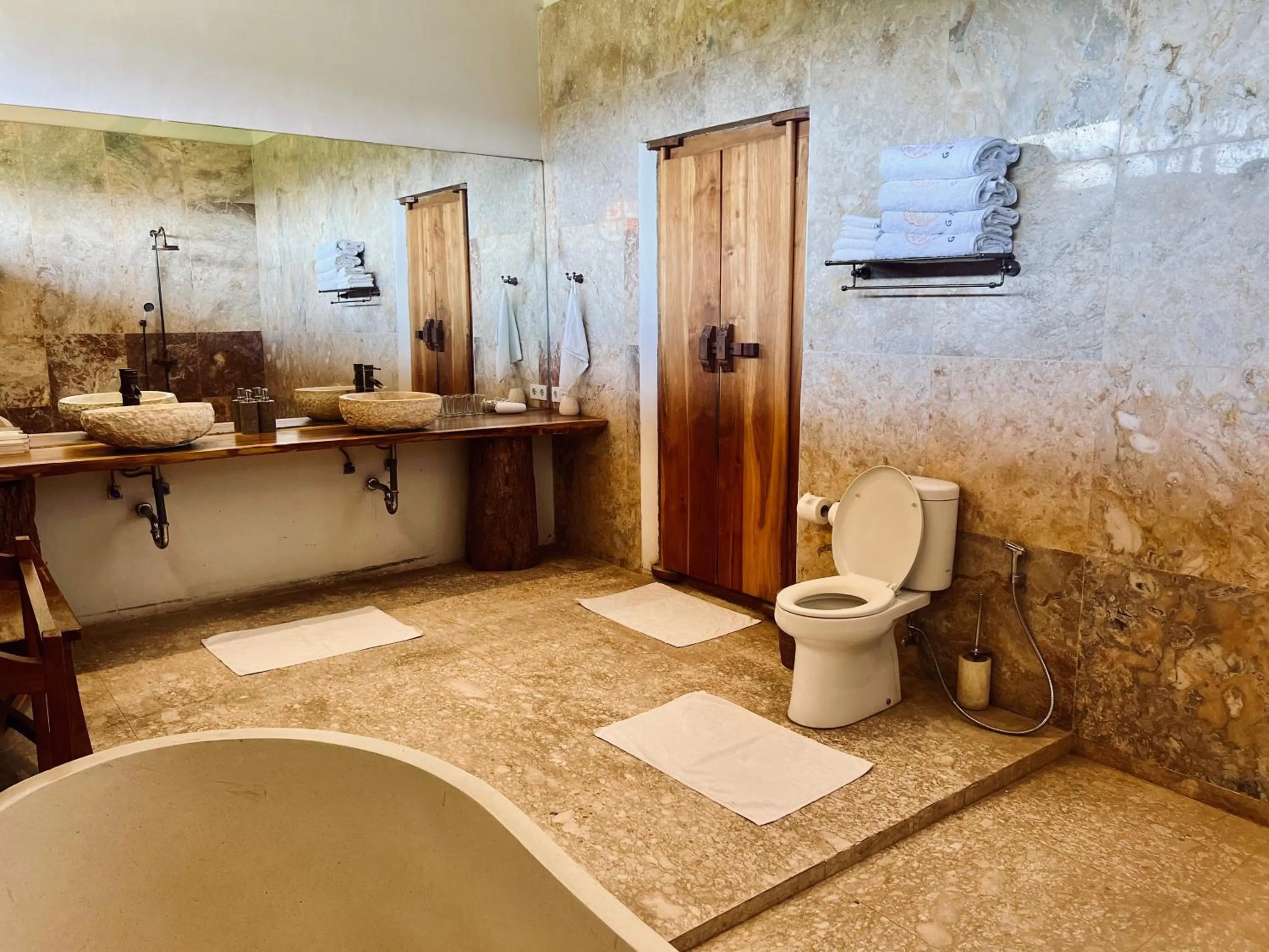 Shower in Gayatri
