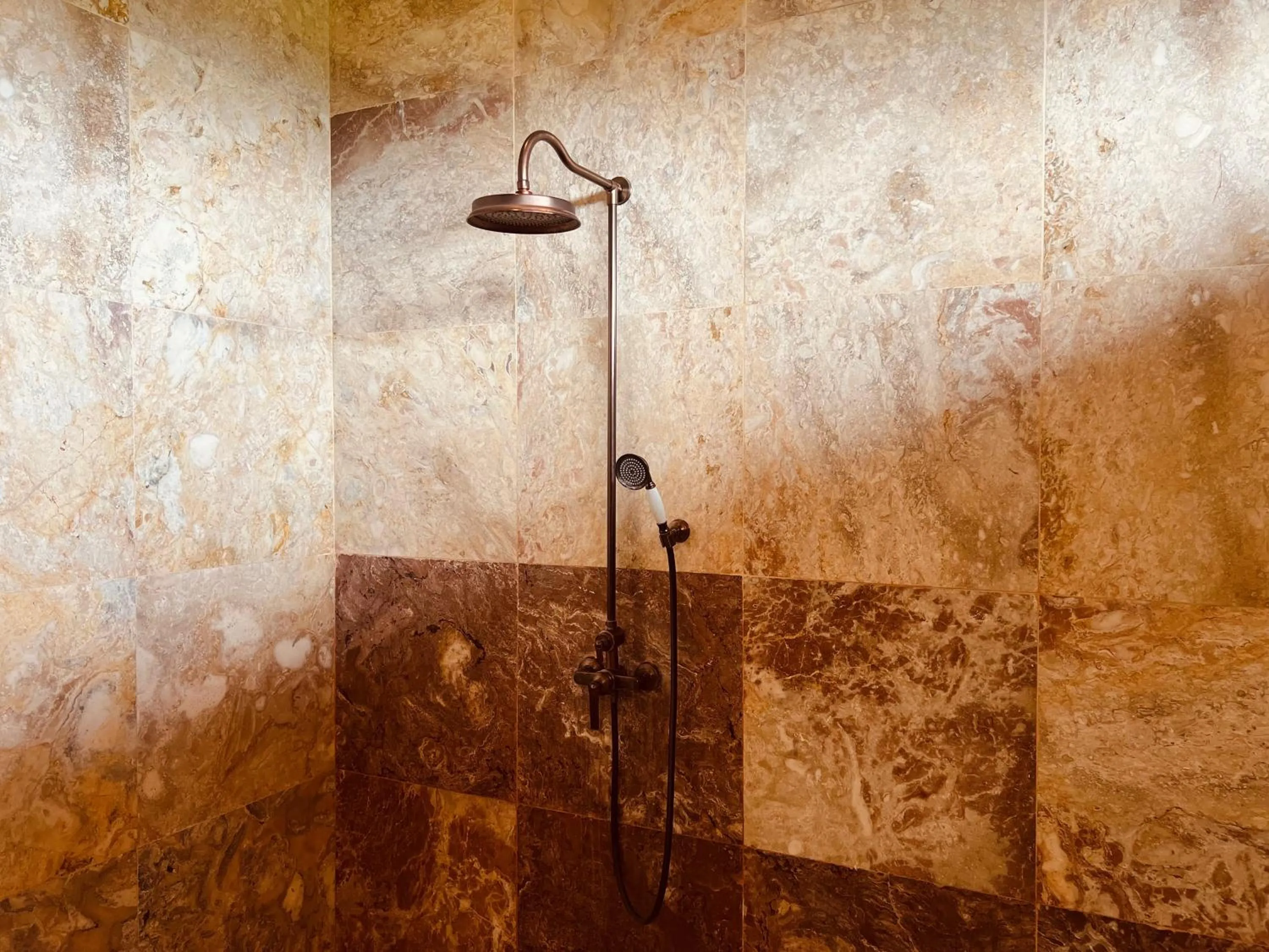 Shower in Gayatri