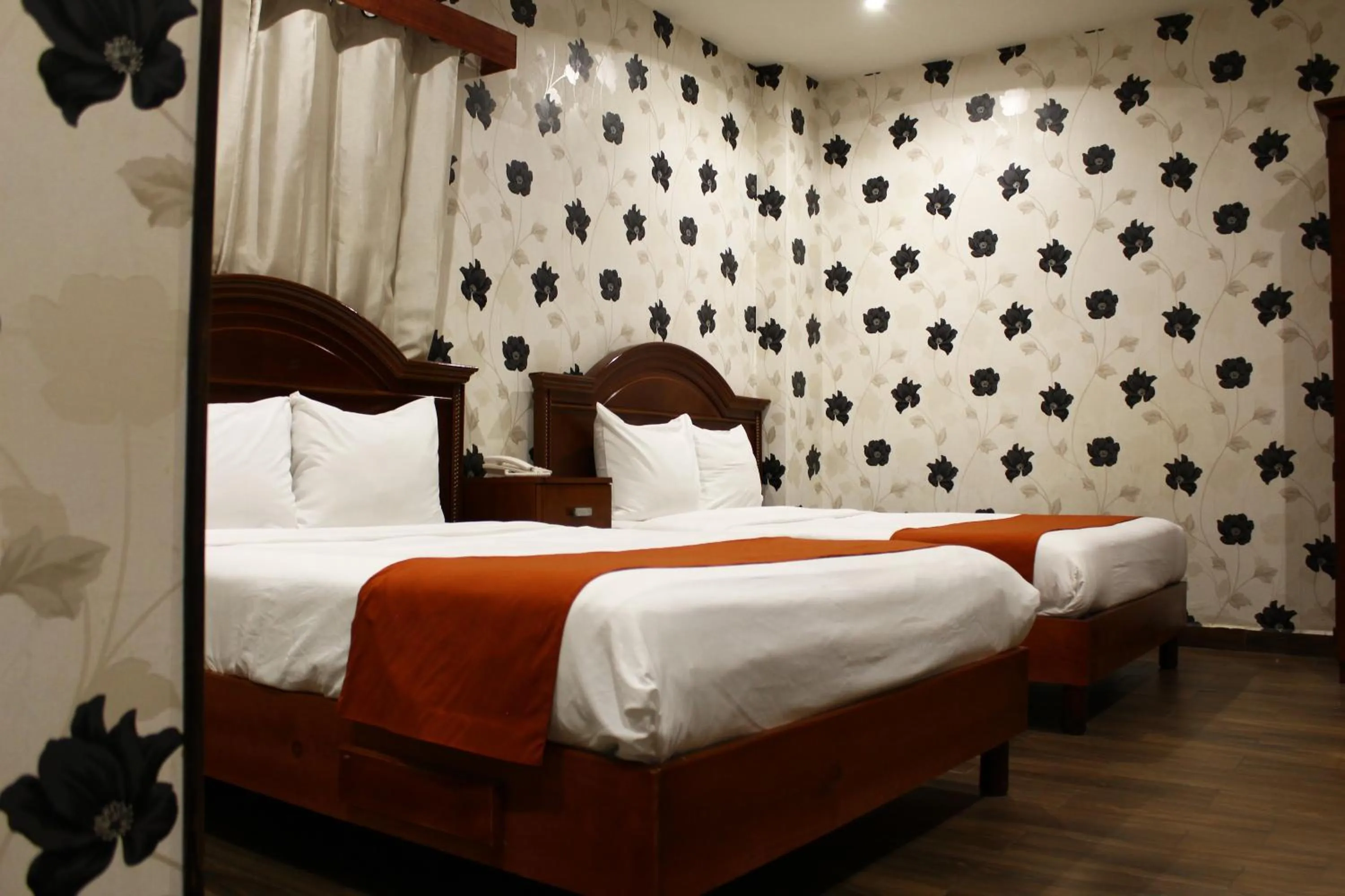 Standard Twin Room in El Regio