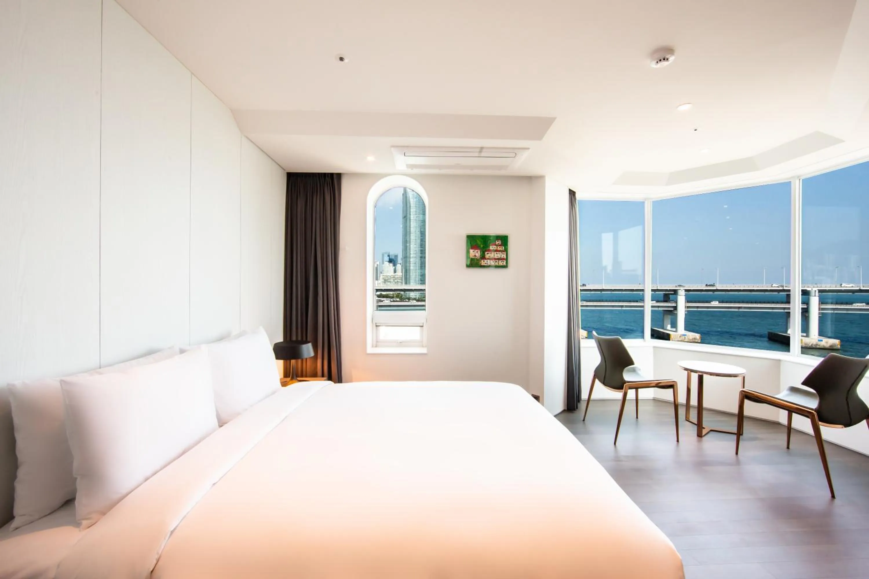 L.Double Room in AG405 Hotel