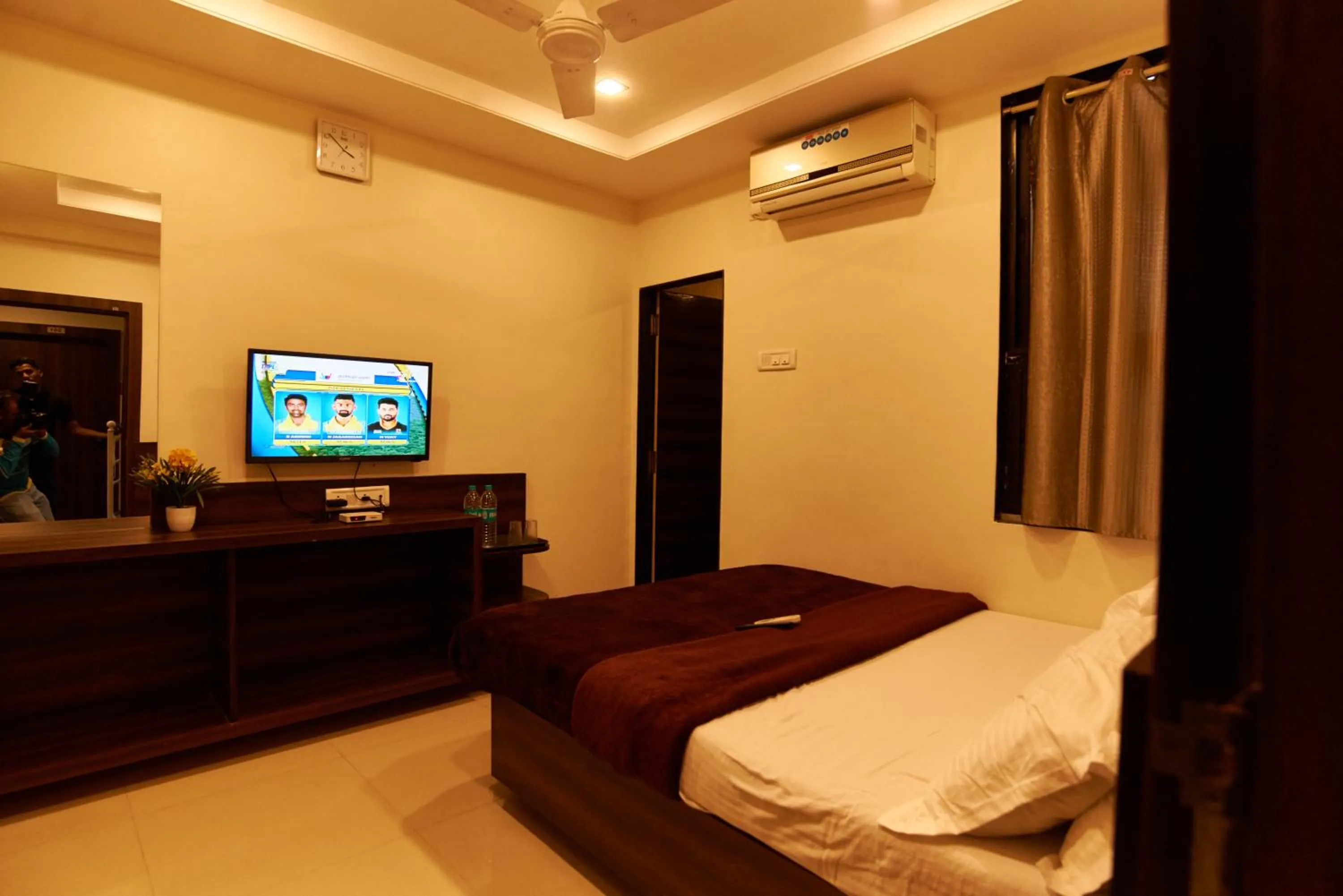 Deluxe Double Room in Hotel Disha Palace