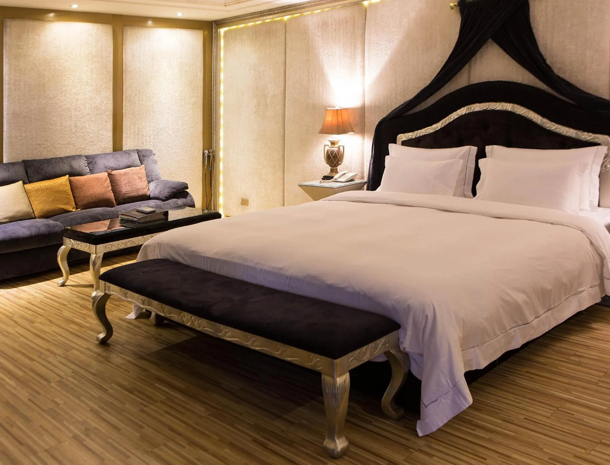 Flagship Suite  in All-Ur Boutique Motel - KaoHsiung Branch