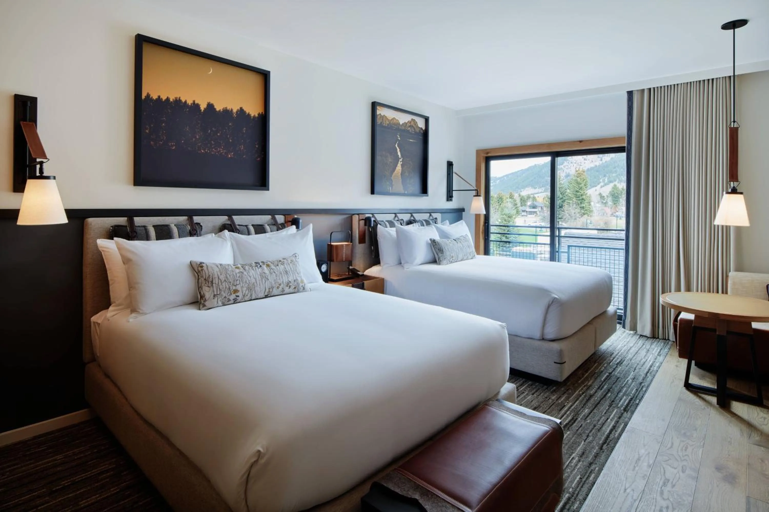 Guest room with 2 Queen in The Cloudveil, Autograph Collection