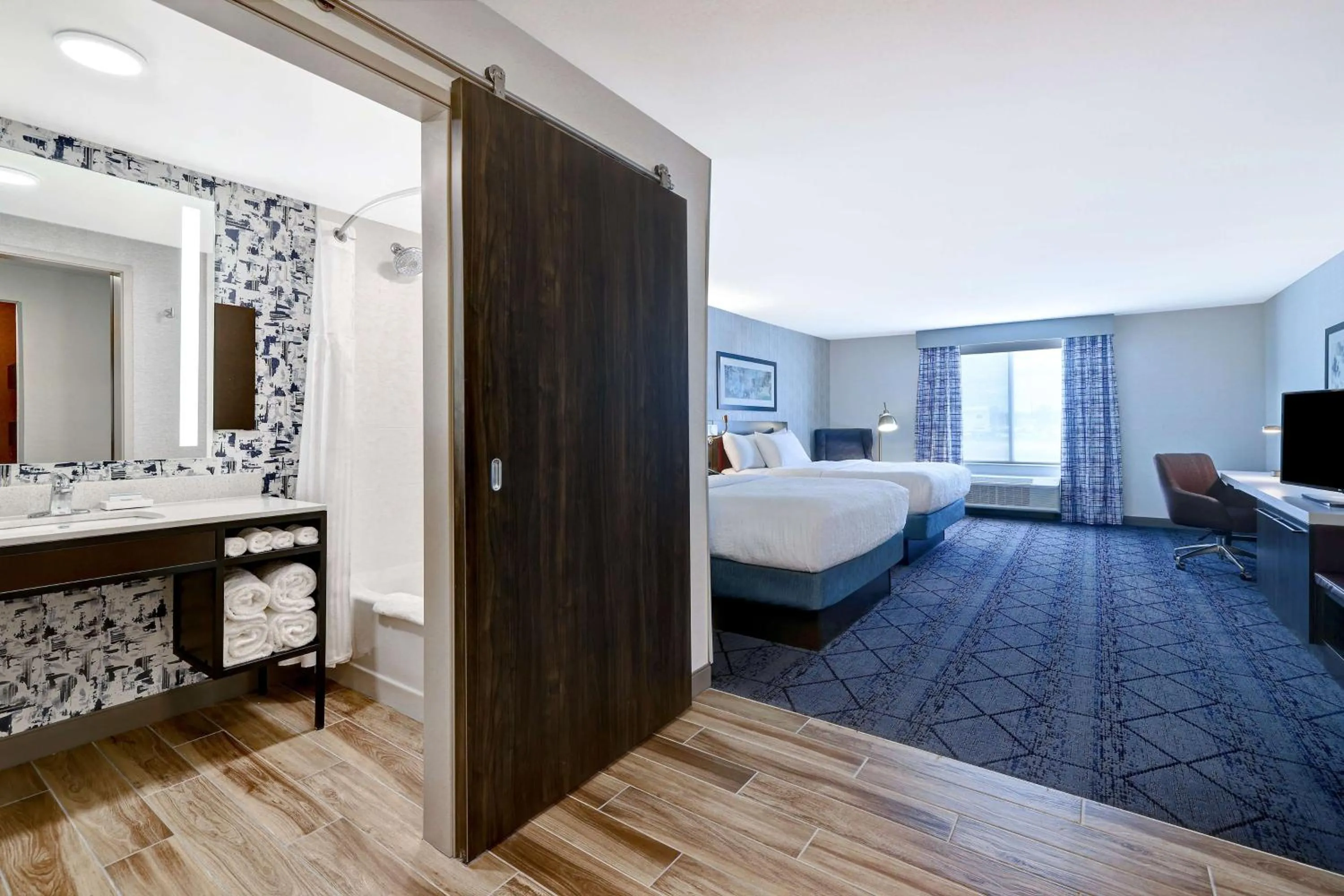 Deluxe Queen Room with Two Queen Beds - Non-Smoking in Hilton Garden Inn Cedar Rapids