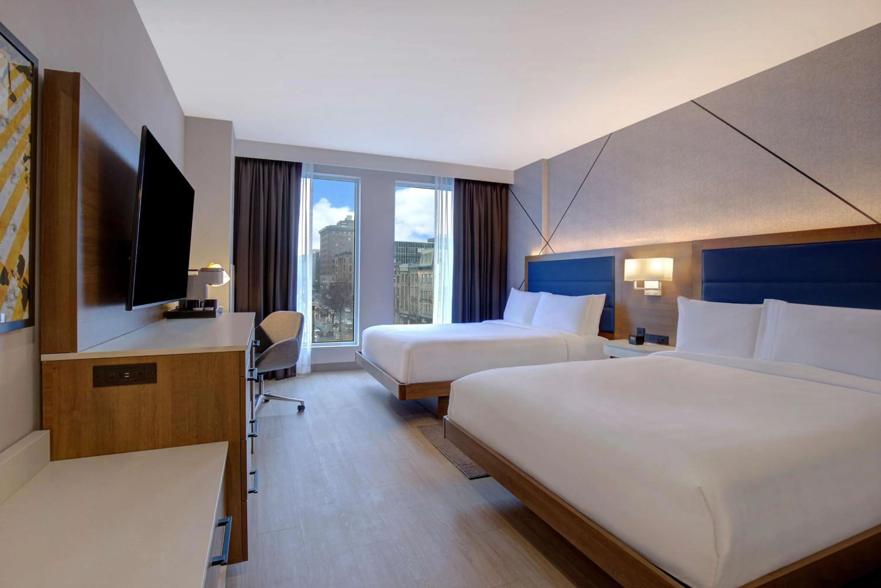 Queen Room with Two Queen Beds in Hampton Inn Montreal Downtown, Qc