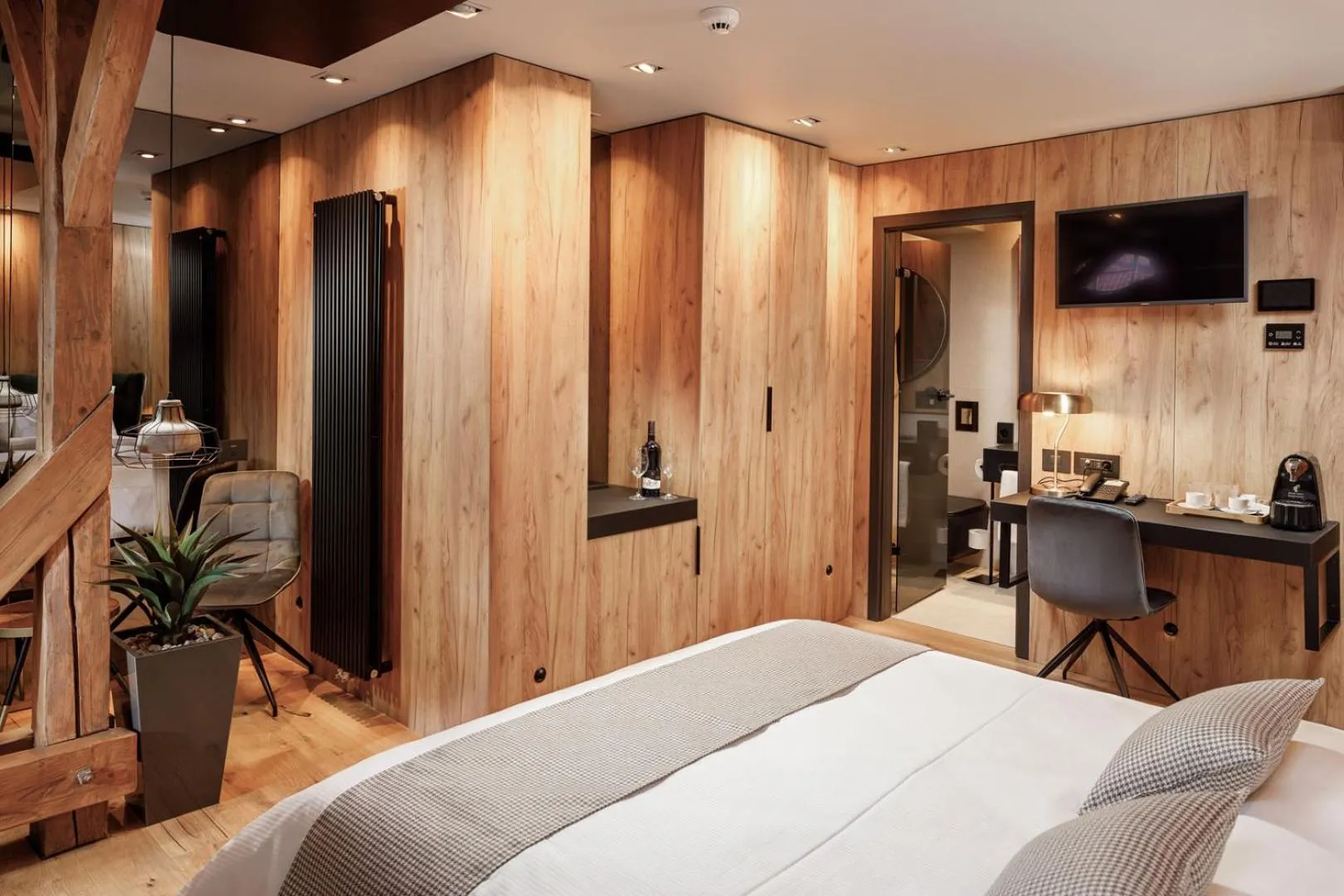 Standard Double Room in SCHUSTER Boarding House