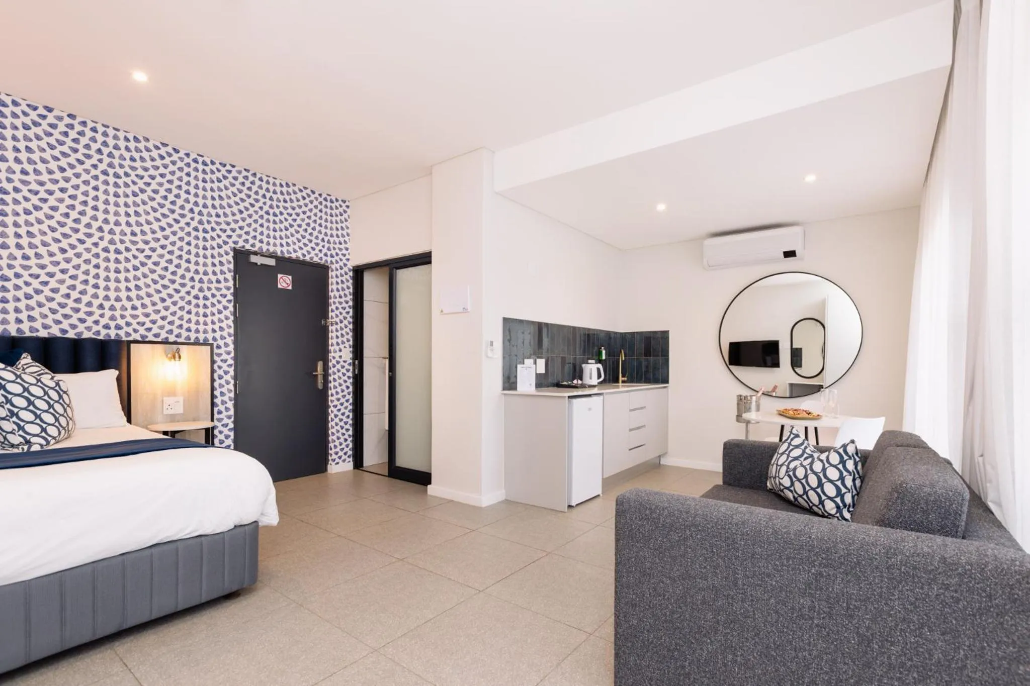 Deluxe Suite in MINT Resorts The Blyde