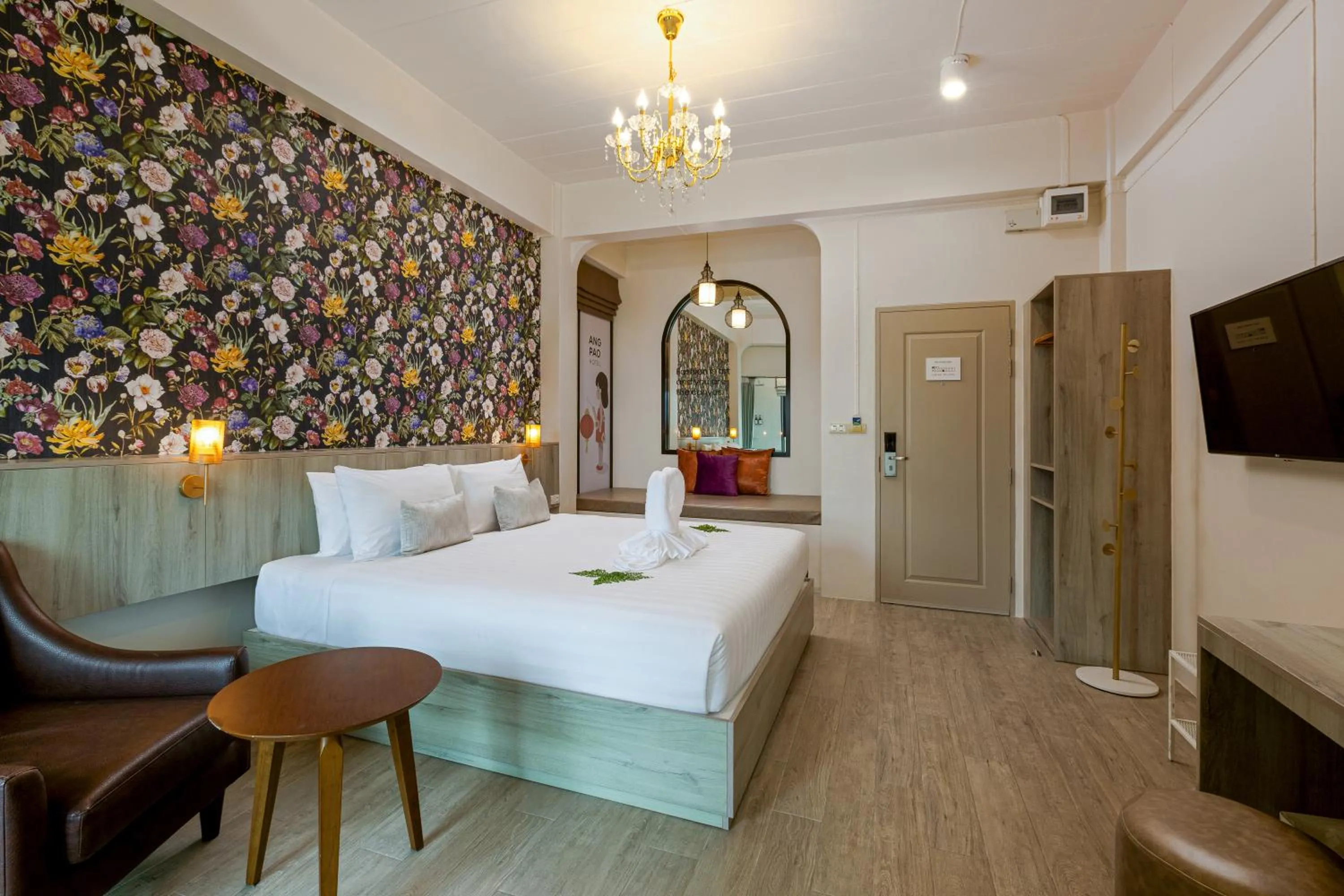 King Room in Ang Pao Hotel Phuket