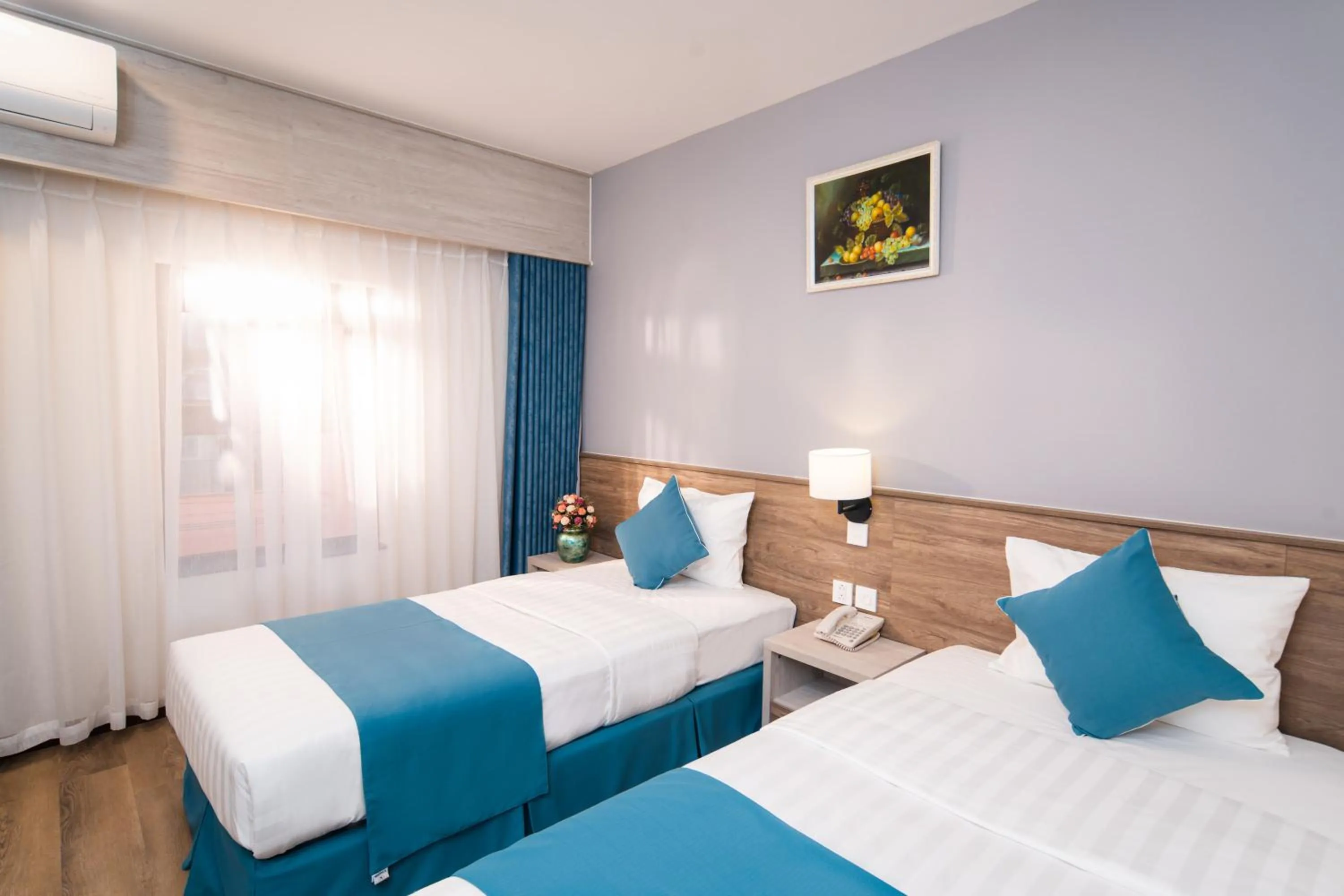 Superior Twin Room in Capital Garden Hotel
