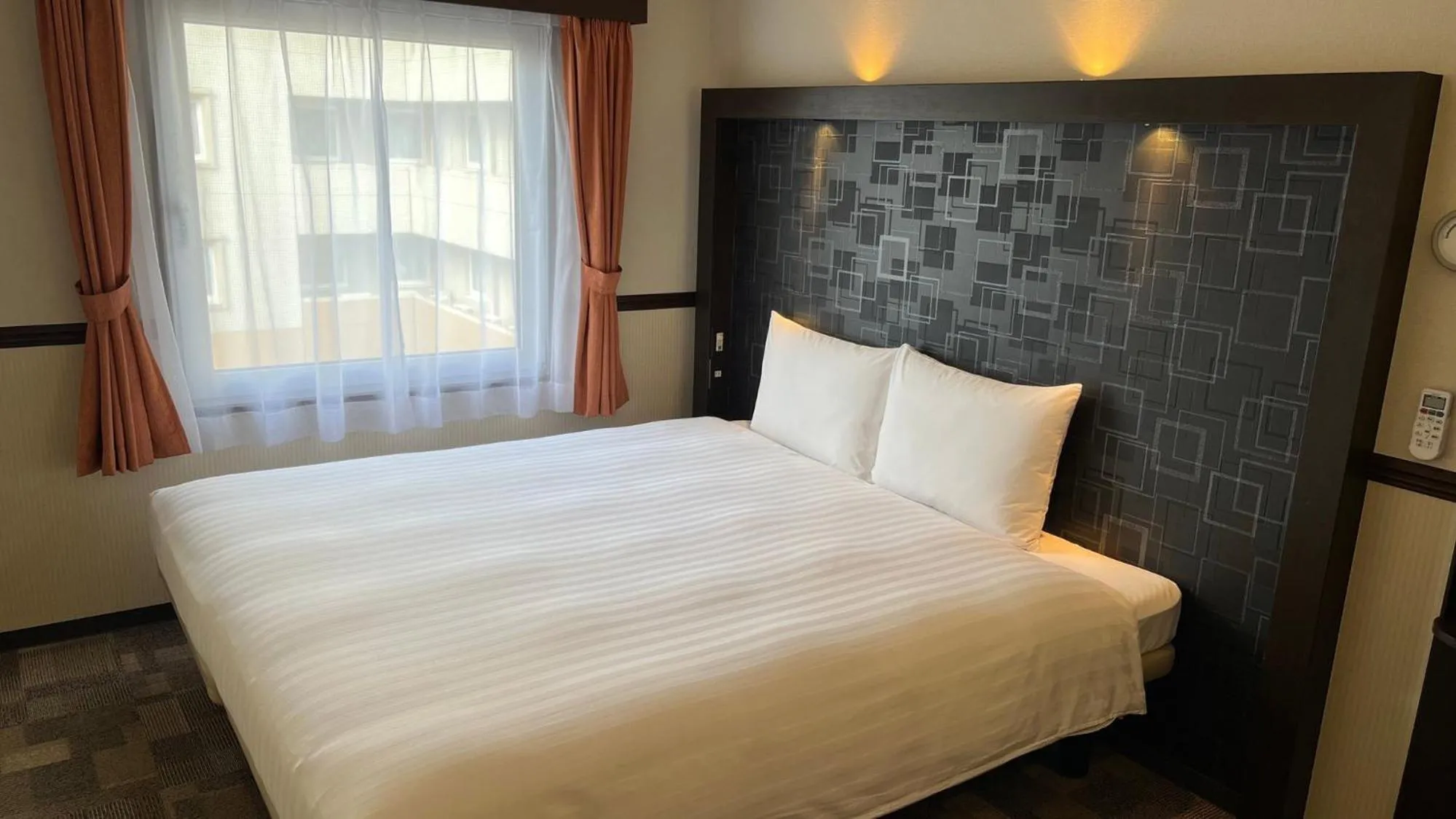 King Room - Non-Smoking in Toyoko Inn Tokyo Shinagawa Konan-guchi Tennozu Isle