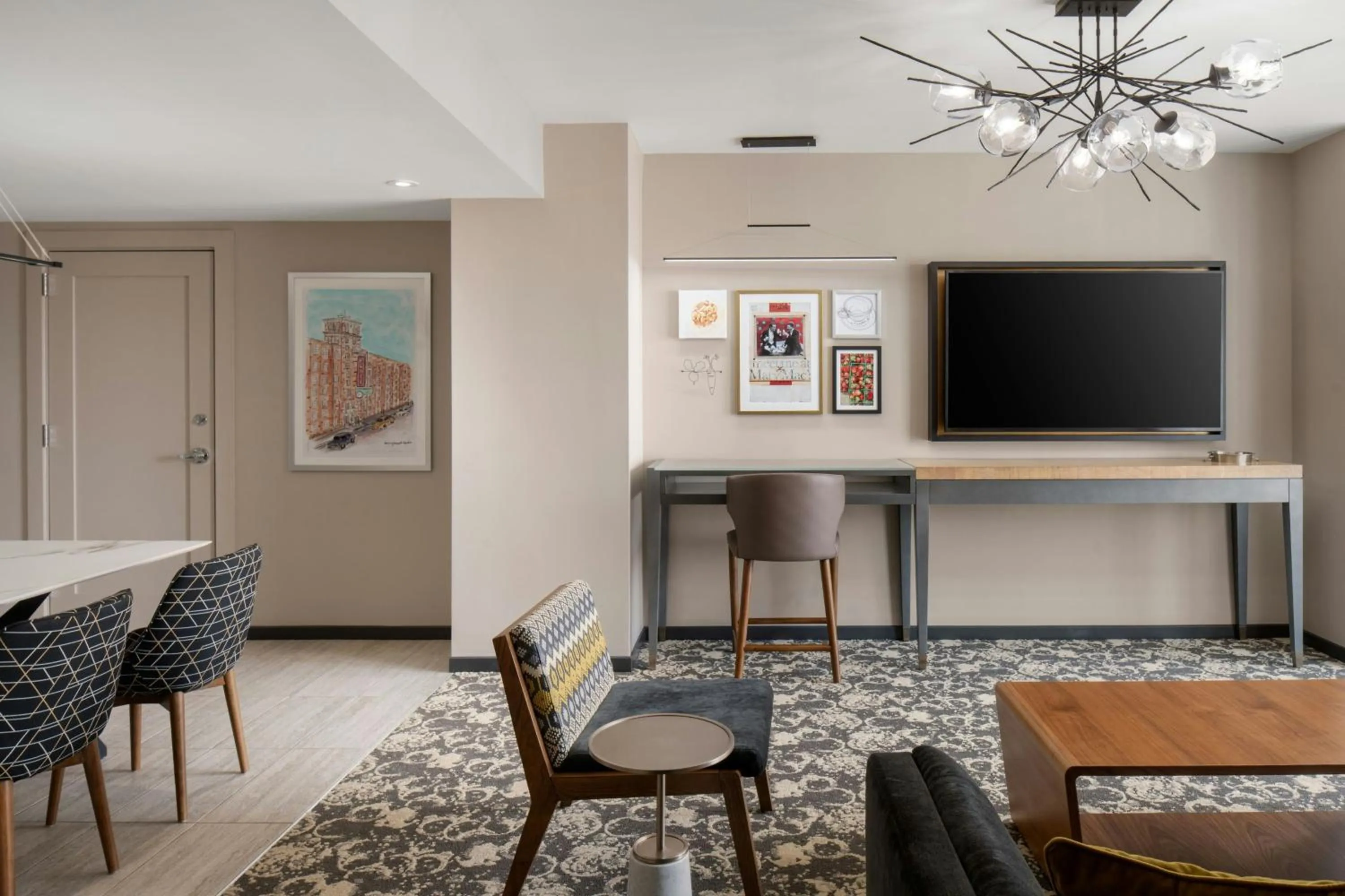 1 Bedroom Suite with 1 King, City view in Epicurean Atlanta, Autograph Collection