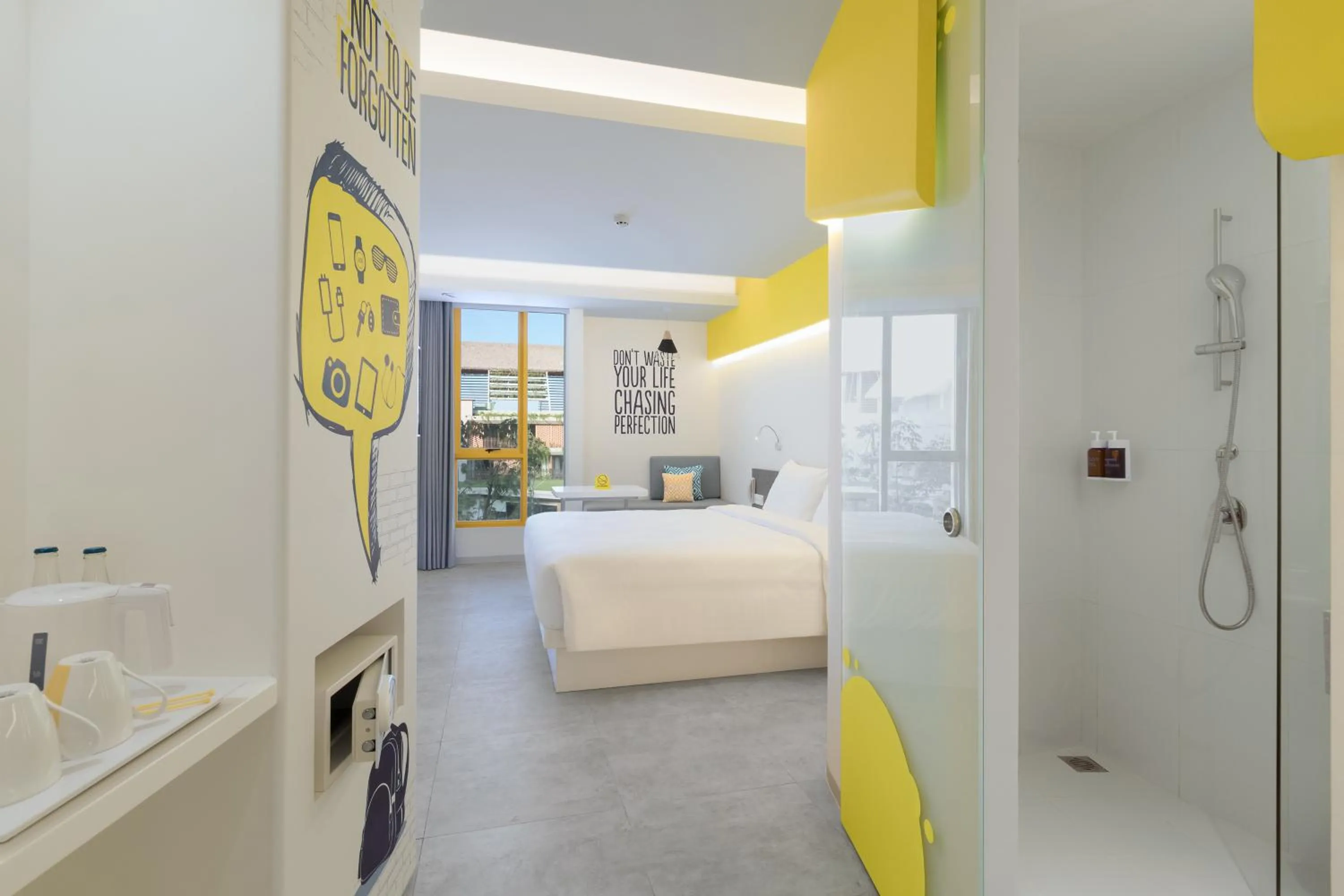 YELLO Room in YELLO Hotel Kuta Beachwalk Bali