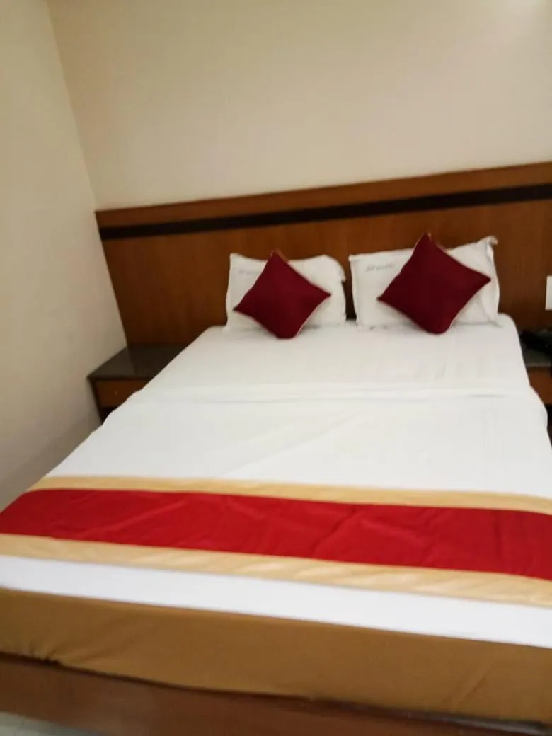 Deluxe King Room in HLVGRANDINN