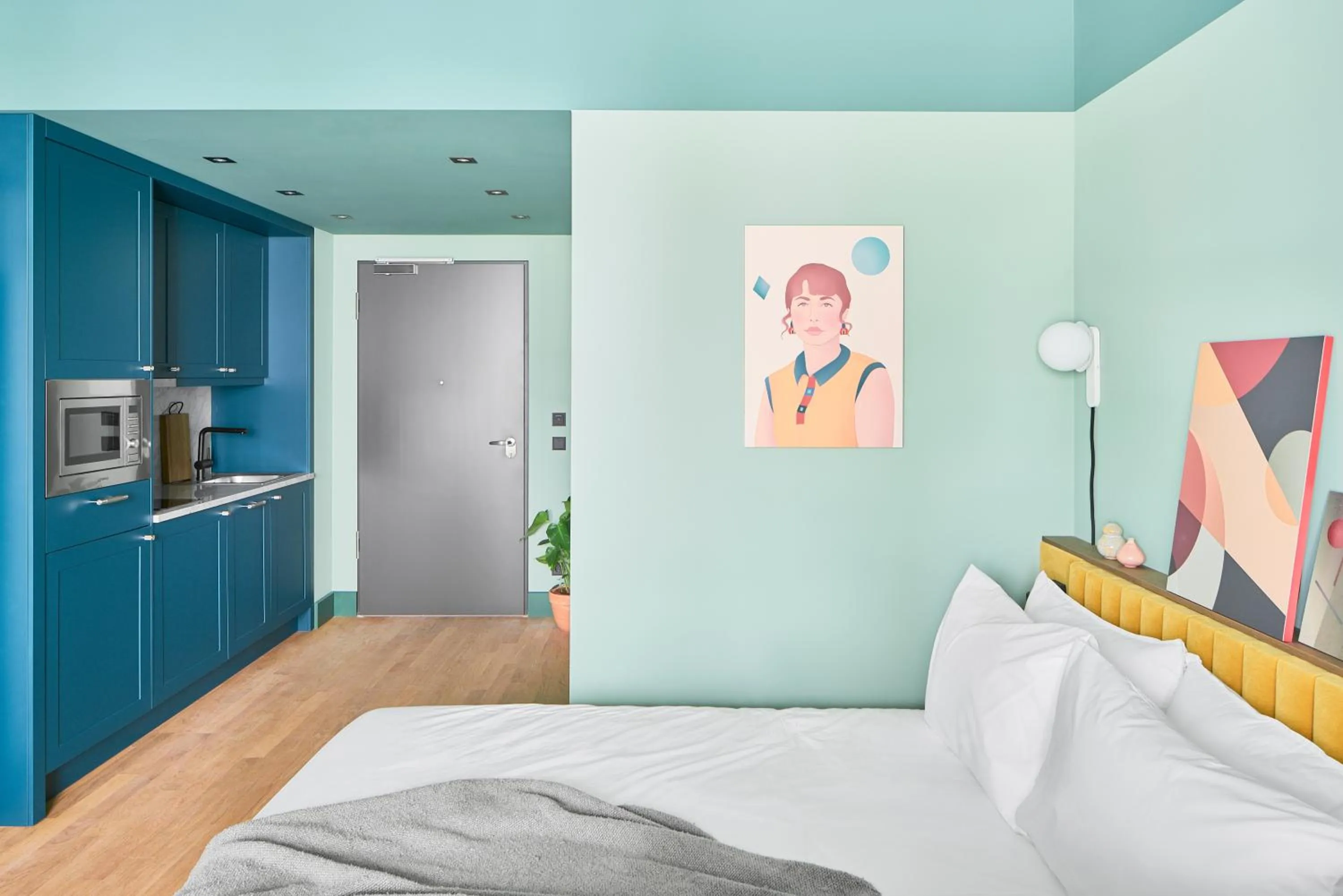 Studio with Balcony in Schwan Locke