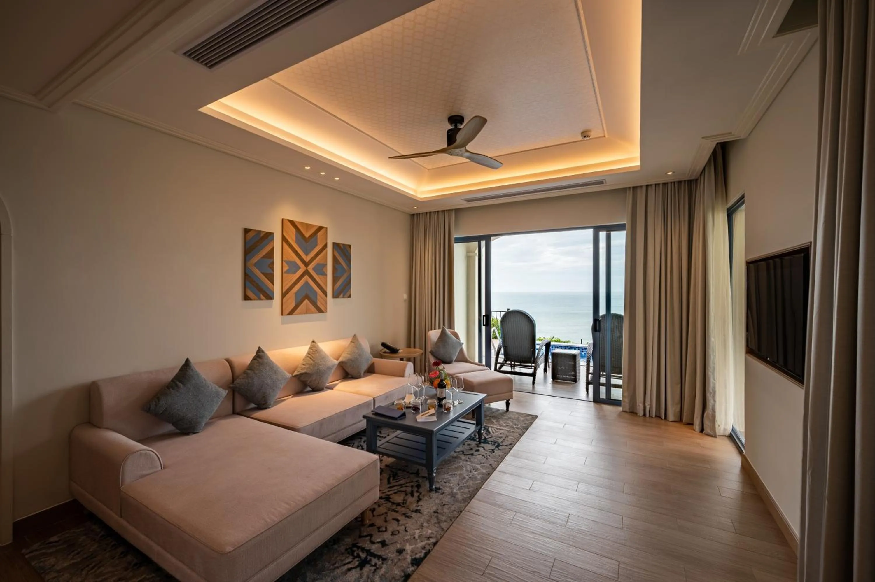Villa 2 BR Private Pool Ocean View - King+Twin in Centara Mirage Resort Mui Ne