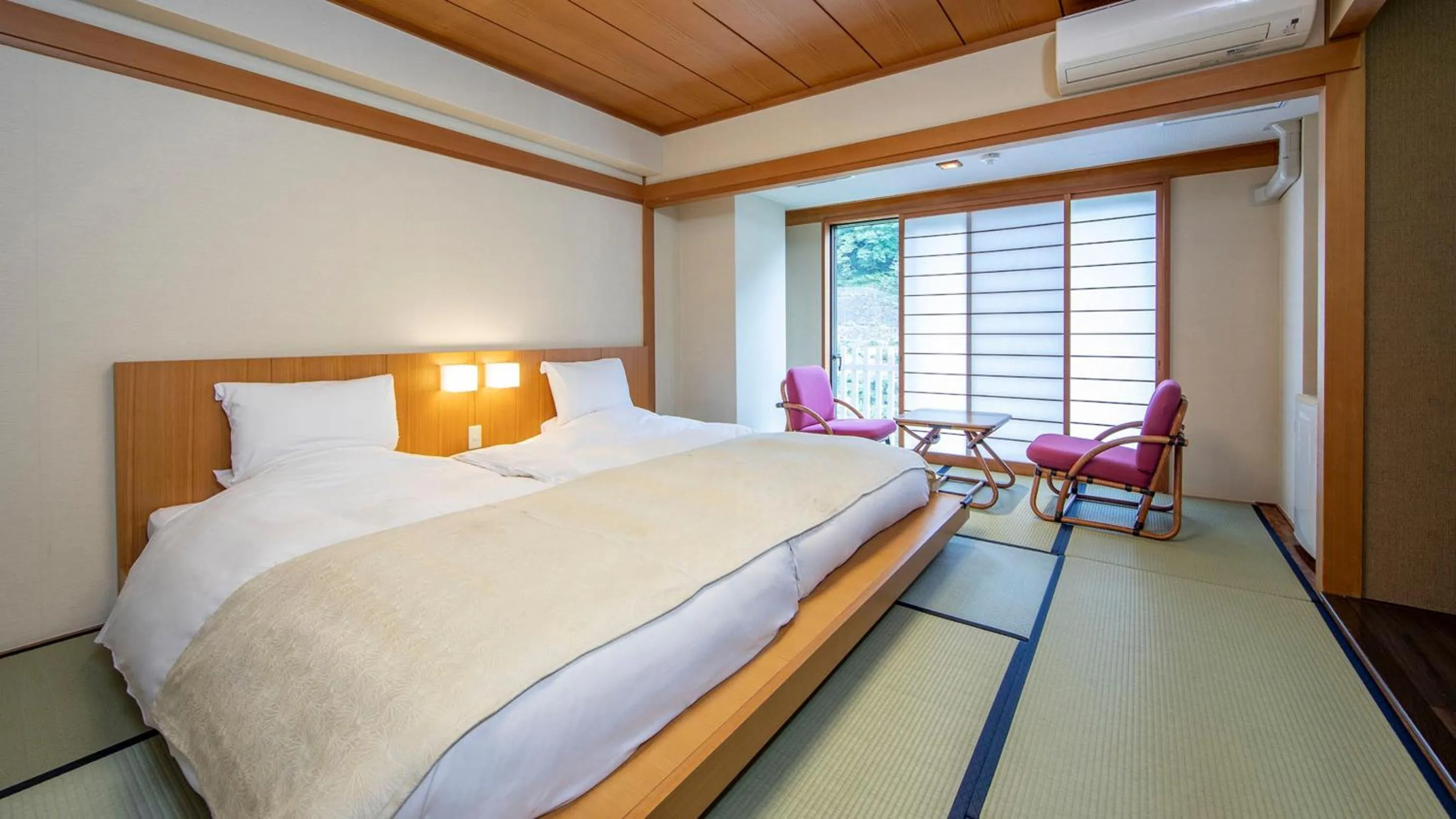 Japanese-Style Bedroom - Non-Smoking - Top Floor - Yunomachikan in Kinugawa Onsen Hotel