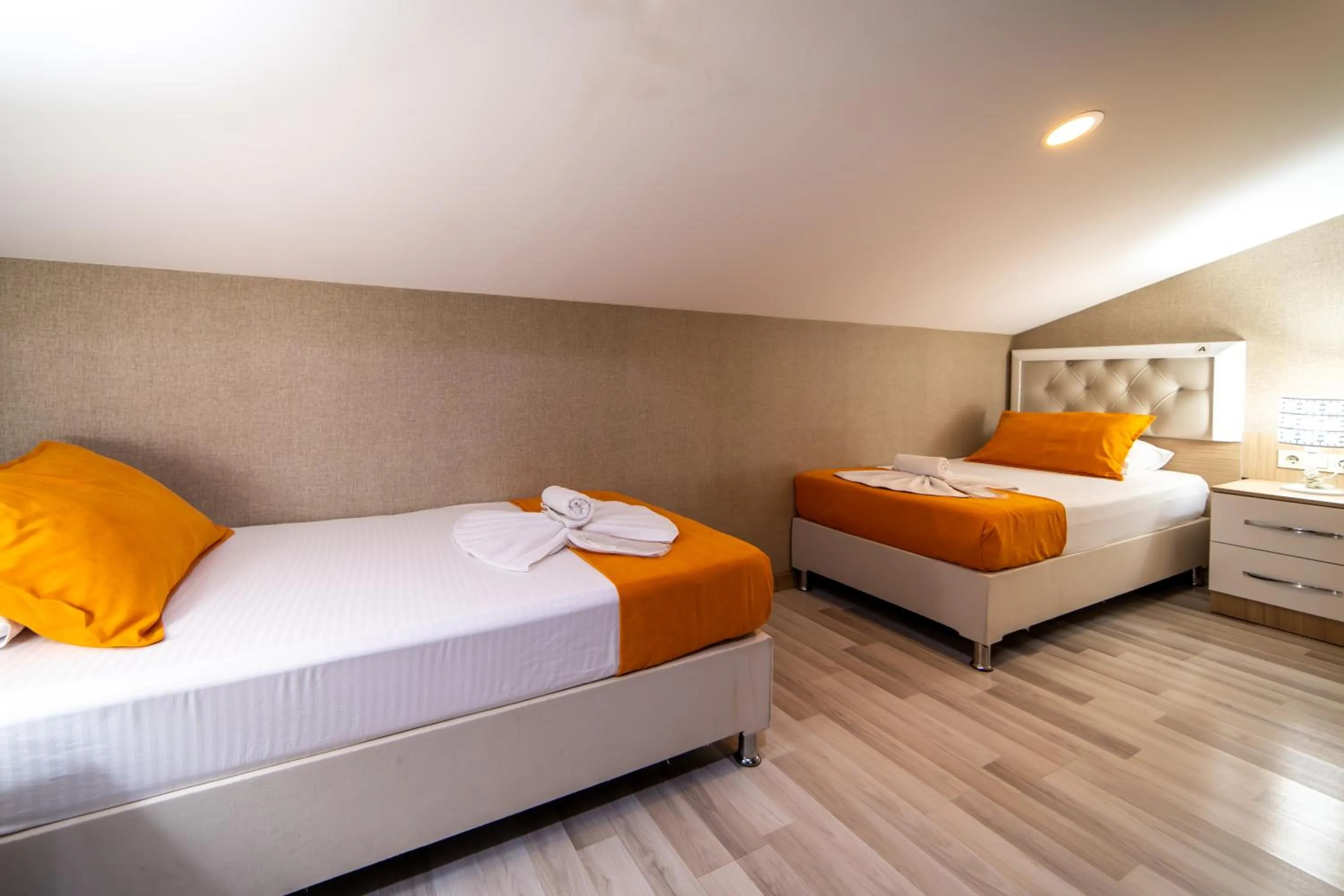 Double or Twin Room with Garden View in Mardy Suit Hotel