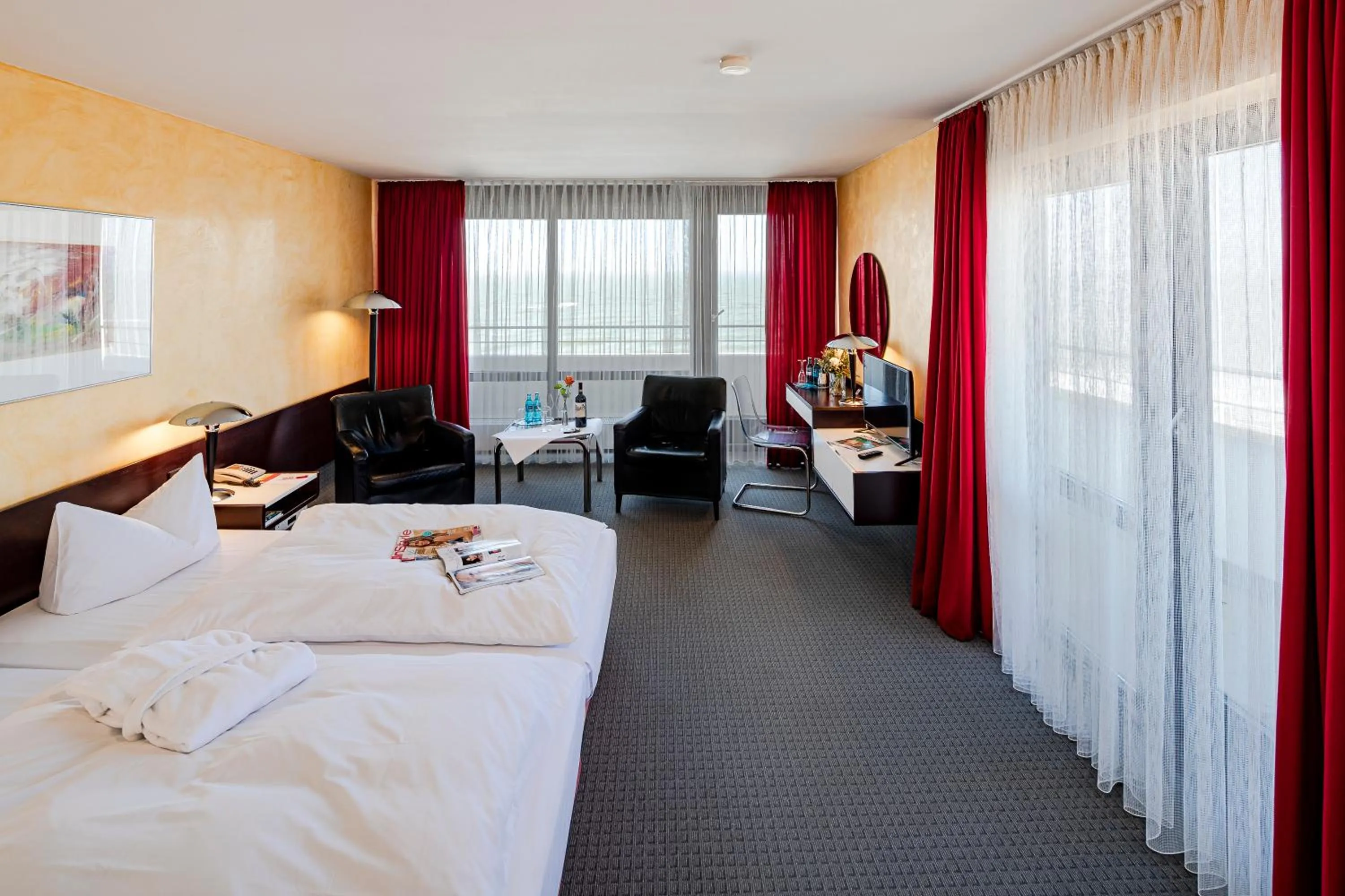 Double Room - single occupancy - Land Side in Hotel Roth am Strande