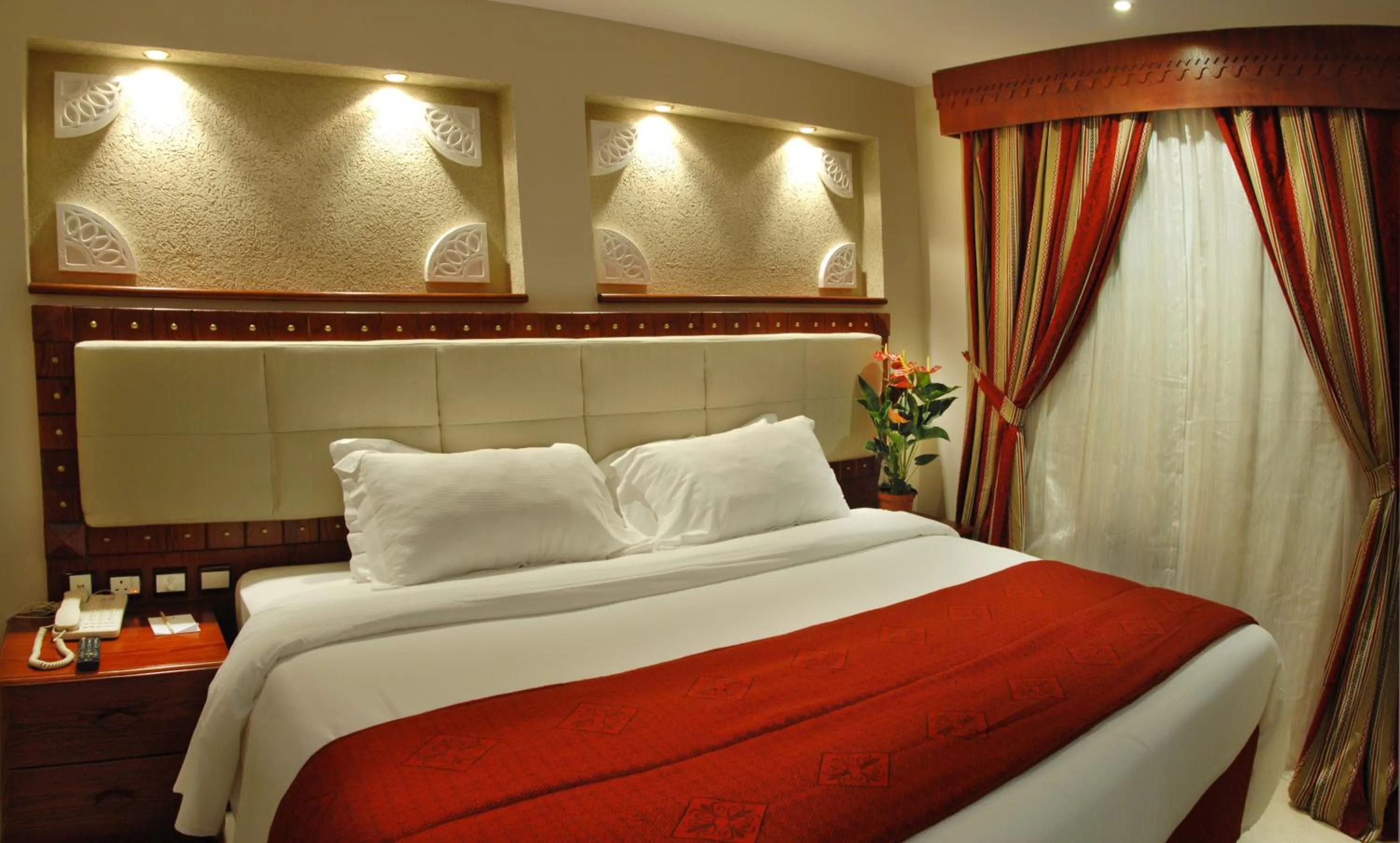 Standard Double Suite in Al Liwan Suites