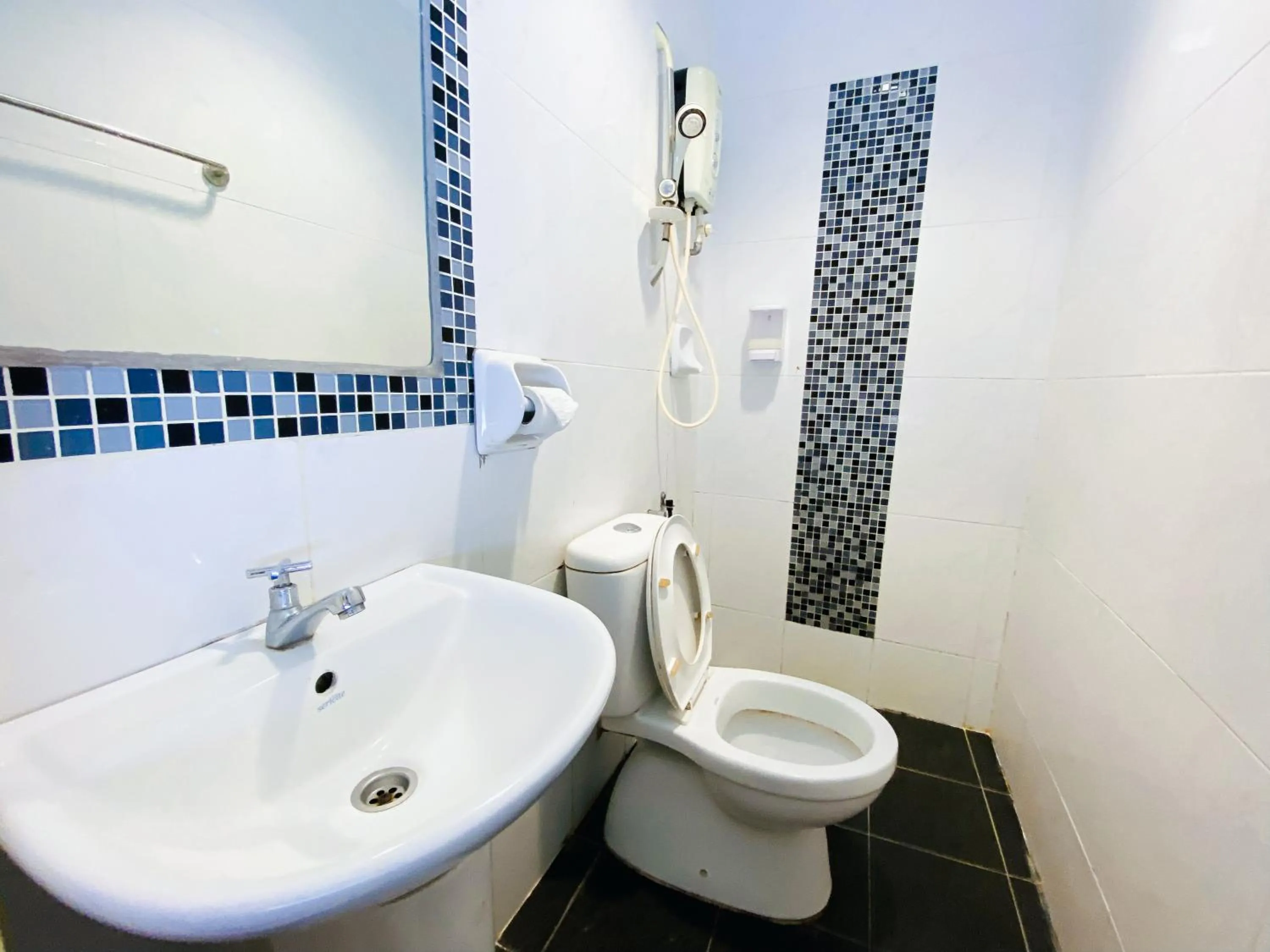 Deluxe No Window in Sun Inns Hotel Equine, Seri Kembangan