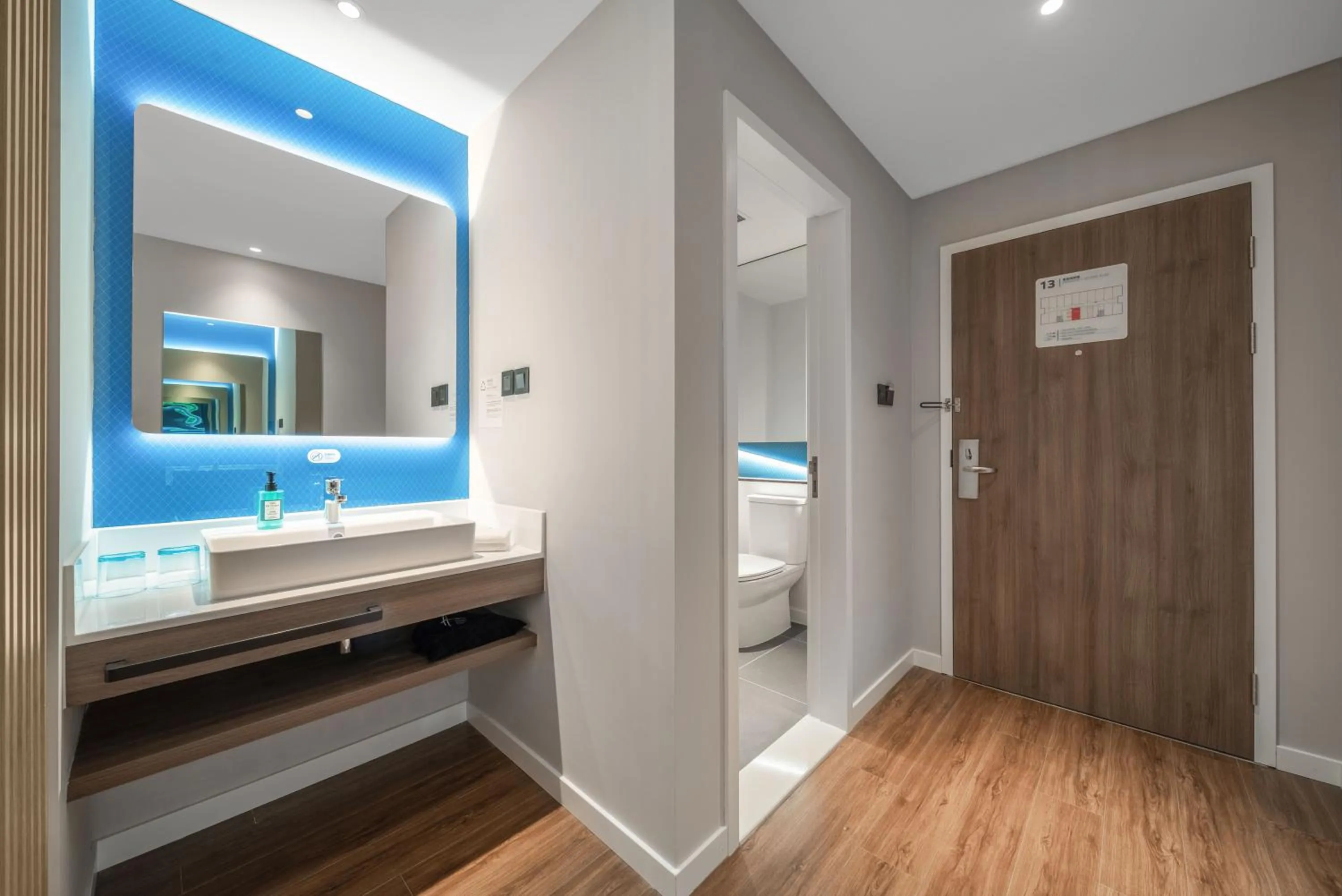 Standard Room in Holiday Inn Express Rongcheng Science and Technology Park