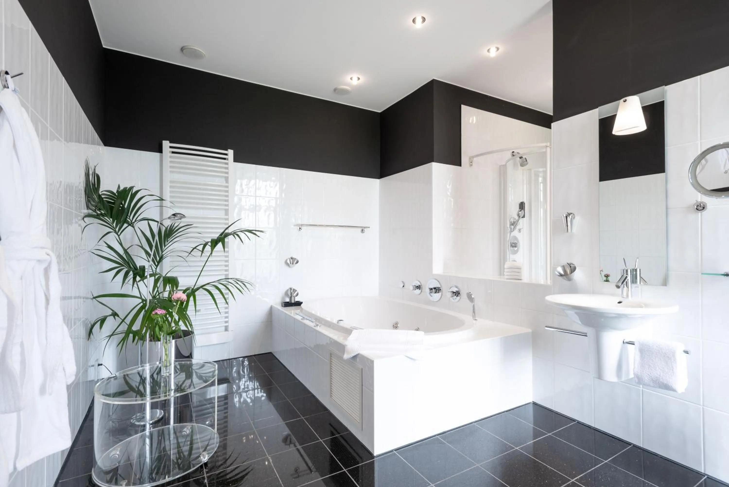 Grand Deluxe Double Room - single occupancy in Hotel Schloss Wilkinghege