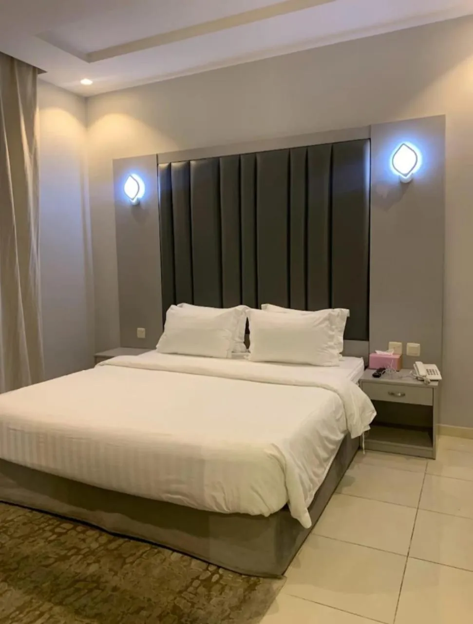 Deluxe King Studio in Areen Al Naeem Served Apartments