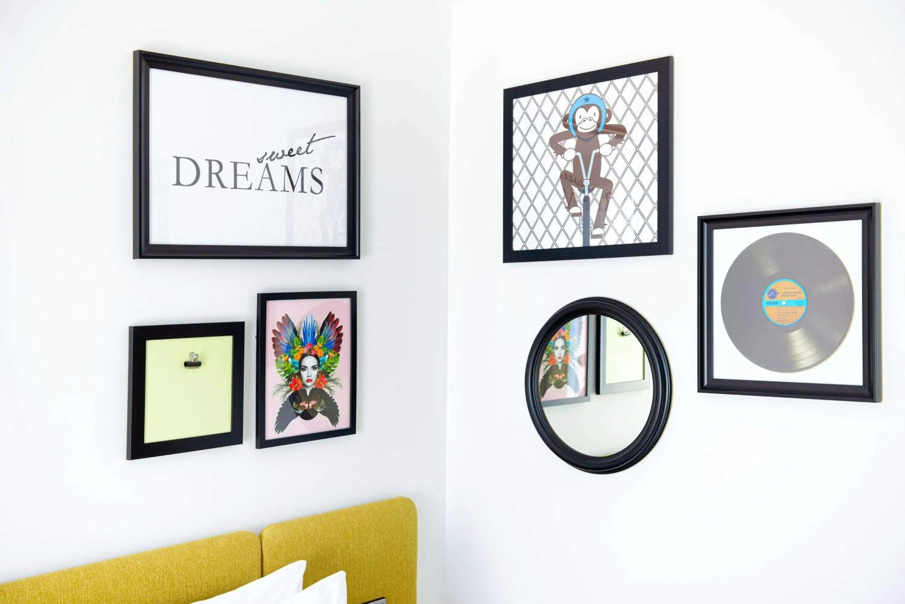 Queen Room - Mobility Access in Hampton by Hilton High Wycombe