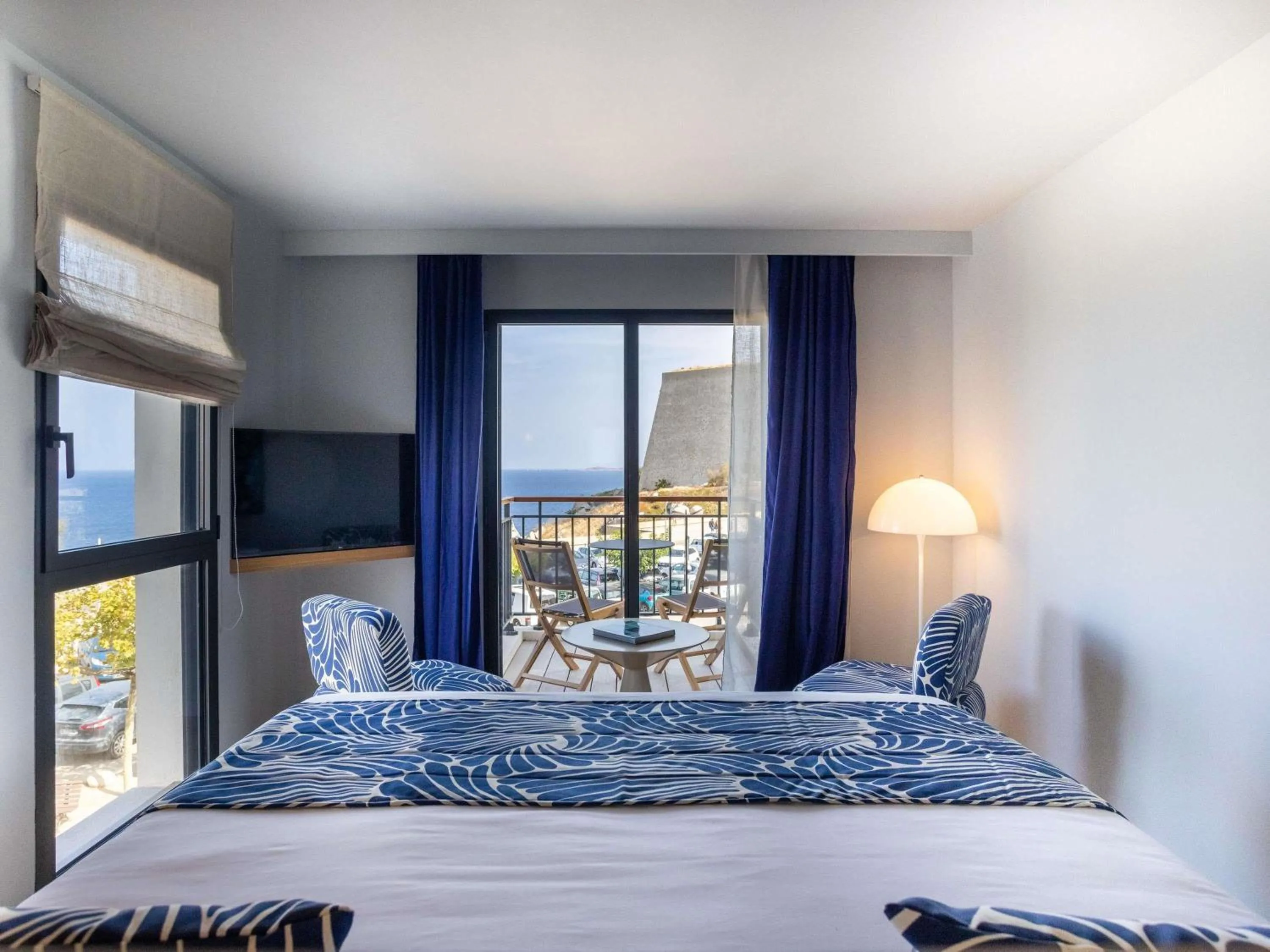 Deluxe Double or Twin Room and Sea View in Hotel & Spa Kasano Calvi - Handwritten Collection