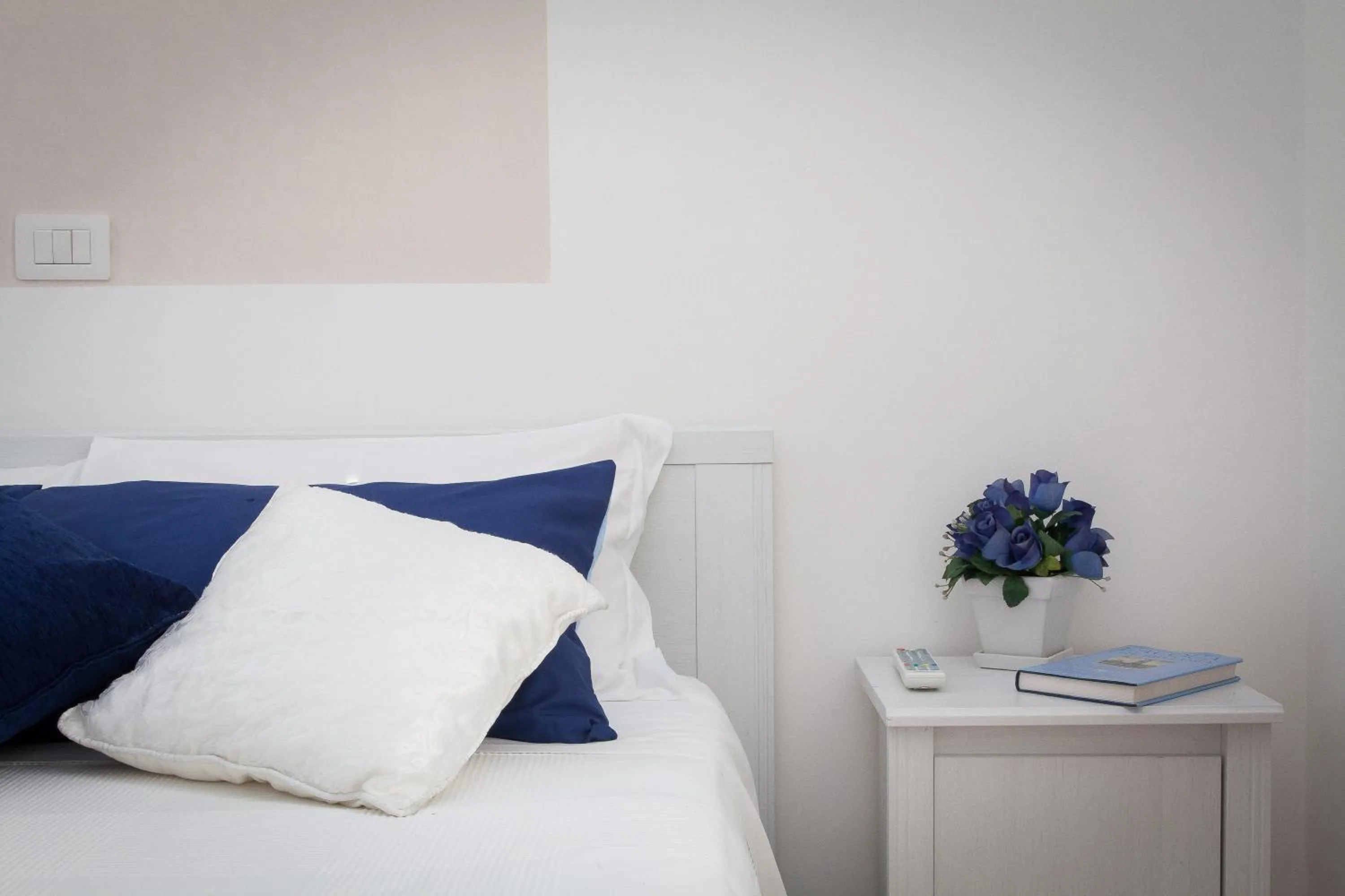 Large Double Room in San Peter Angels