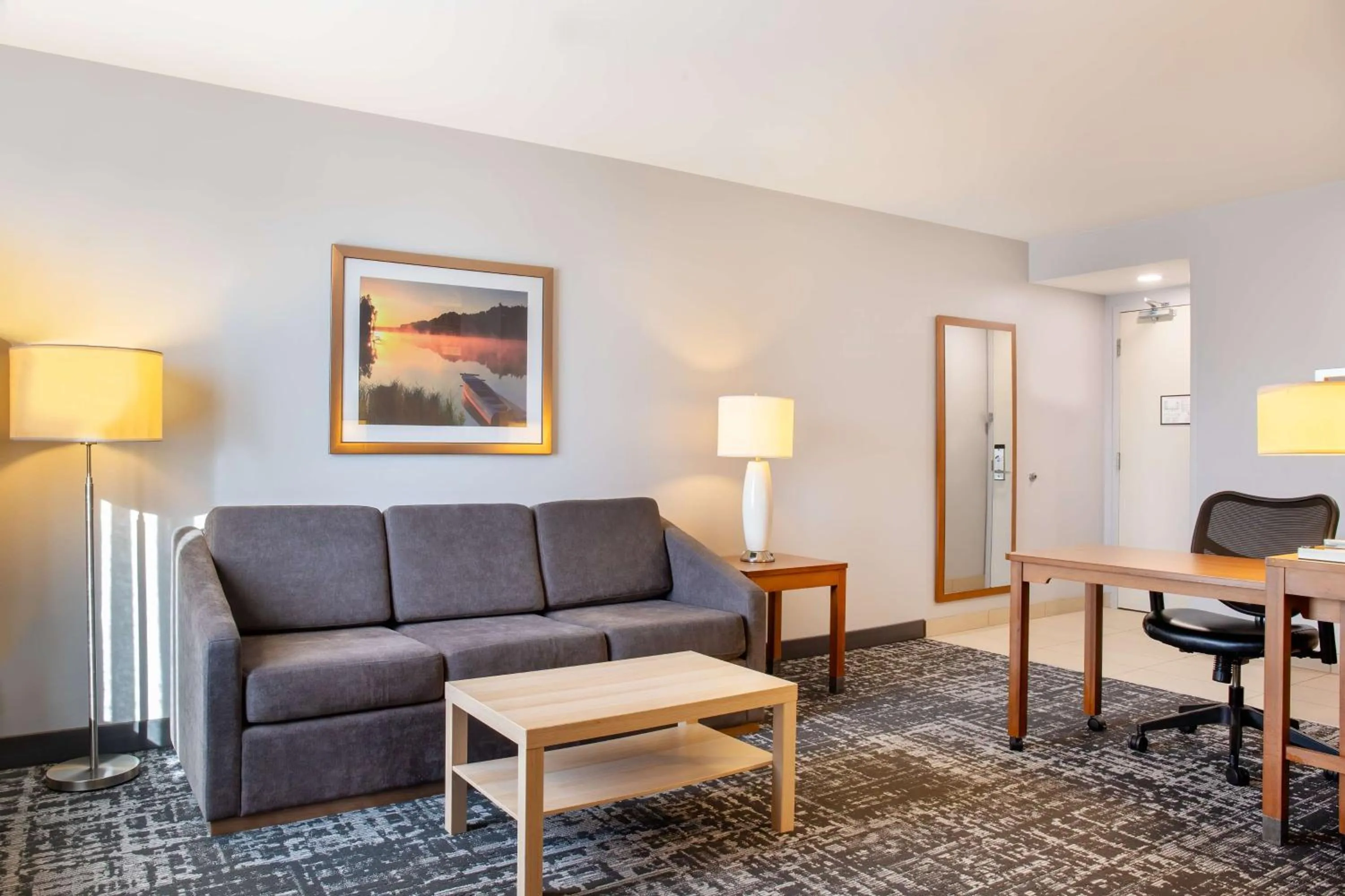 King Studio Suite - Non-Smoking in Homewood Suites by Hilton Winnipeg Airport - Polo Park