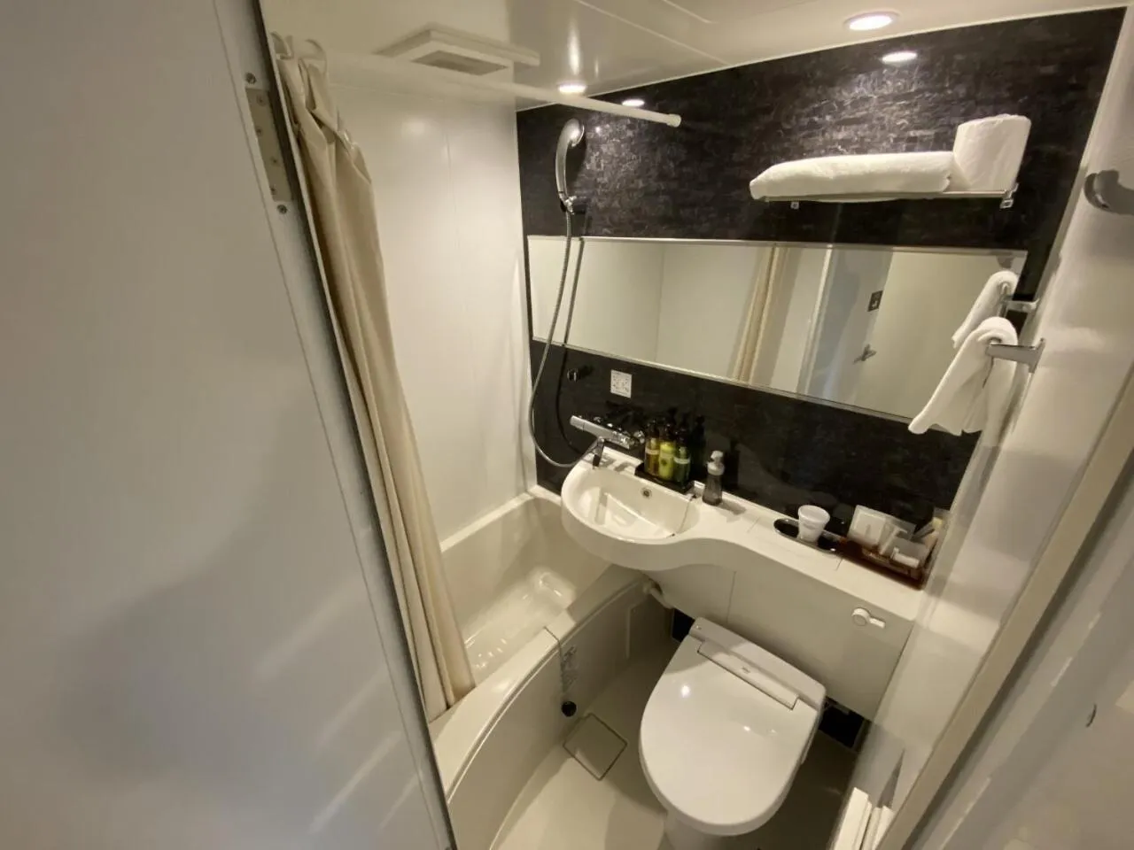 Double Room with Small Double Bed - single occupancy - Smoking in HOTEL LiVEMAX PREMIUM Nagoya Marunouchi