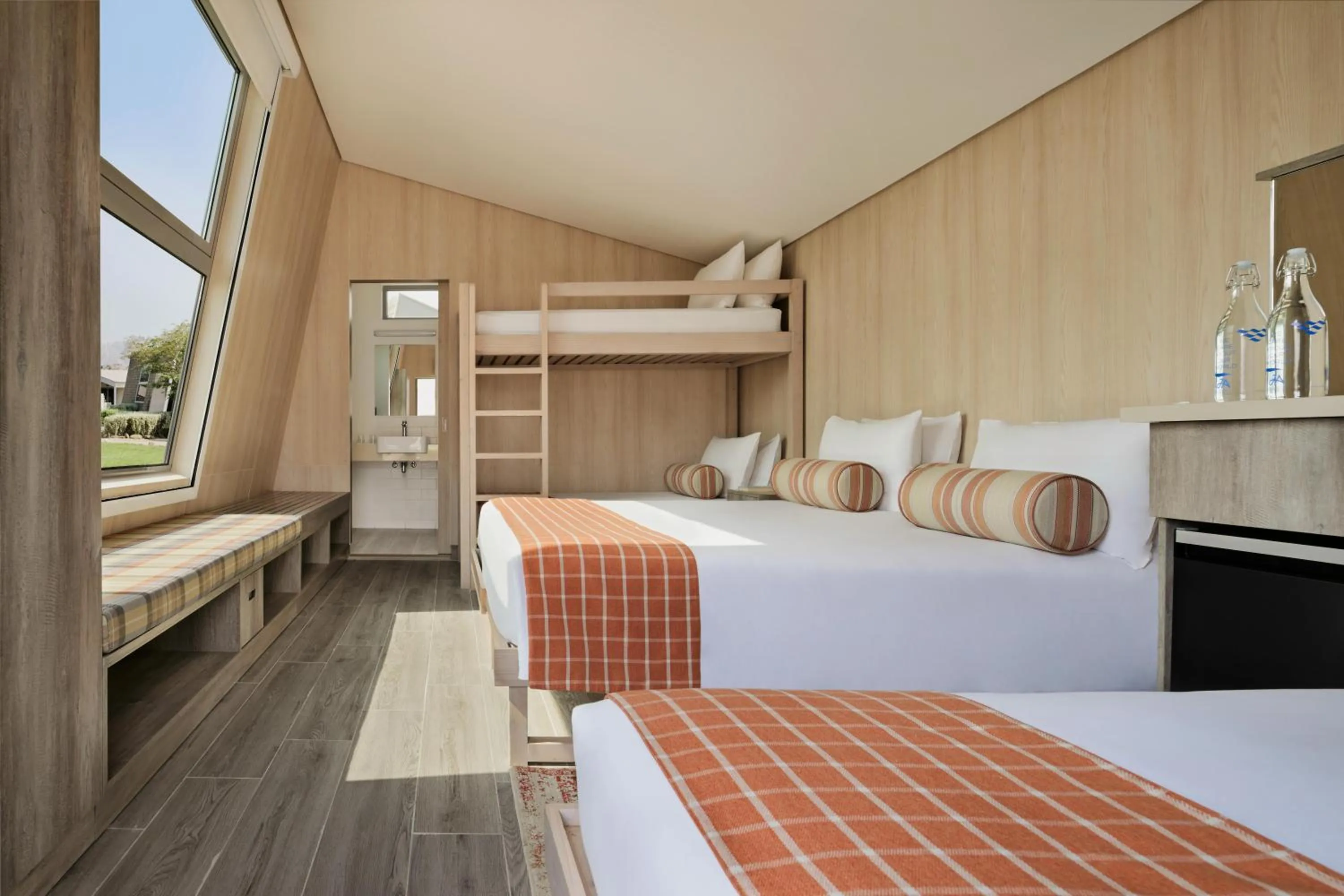 Deluxe Terra Cabin in JA Hatta Fort Hotel