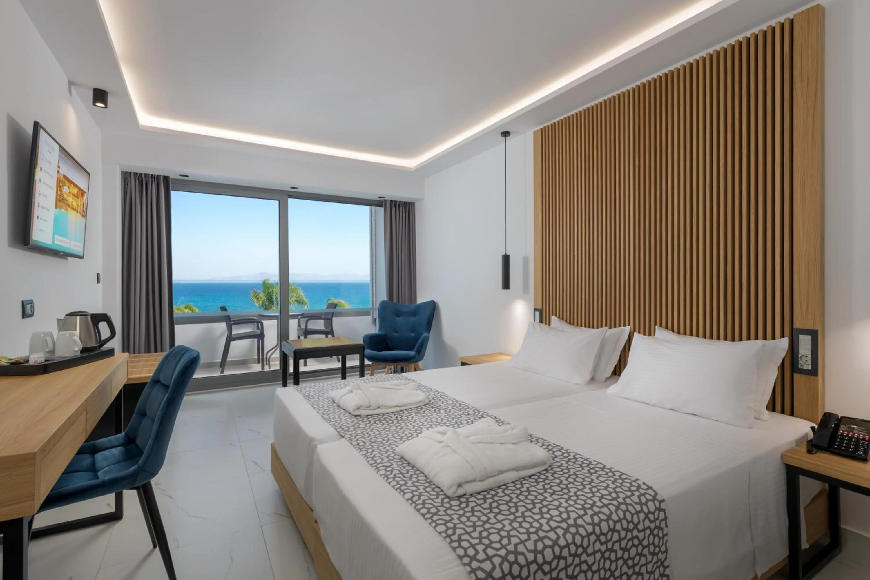 Superior Twin Room with Sea View in Oceanis Beach Hotel
