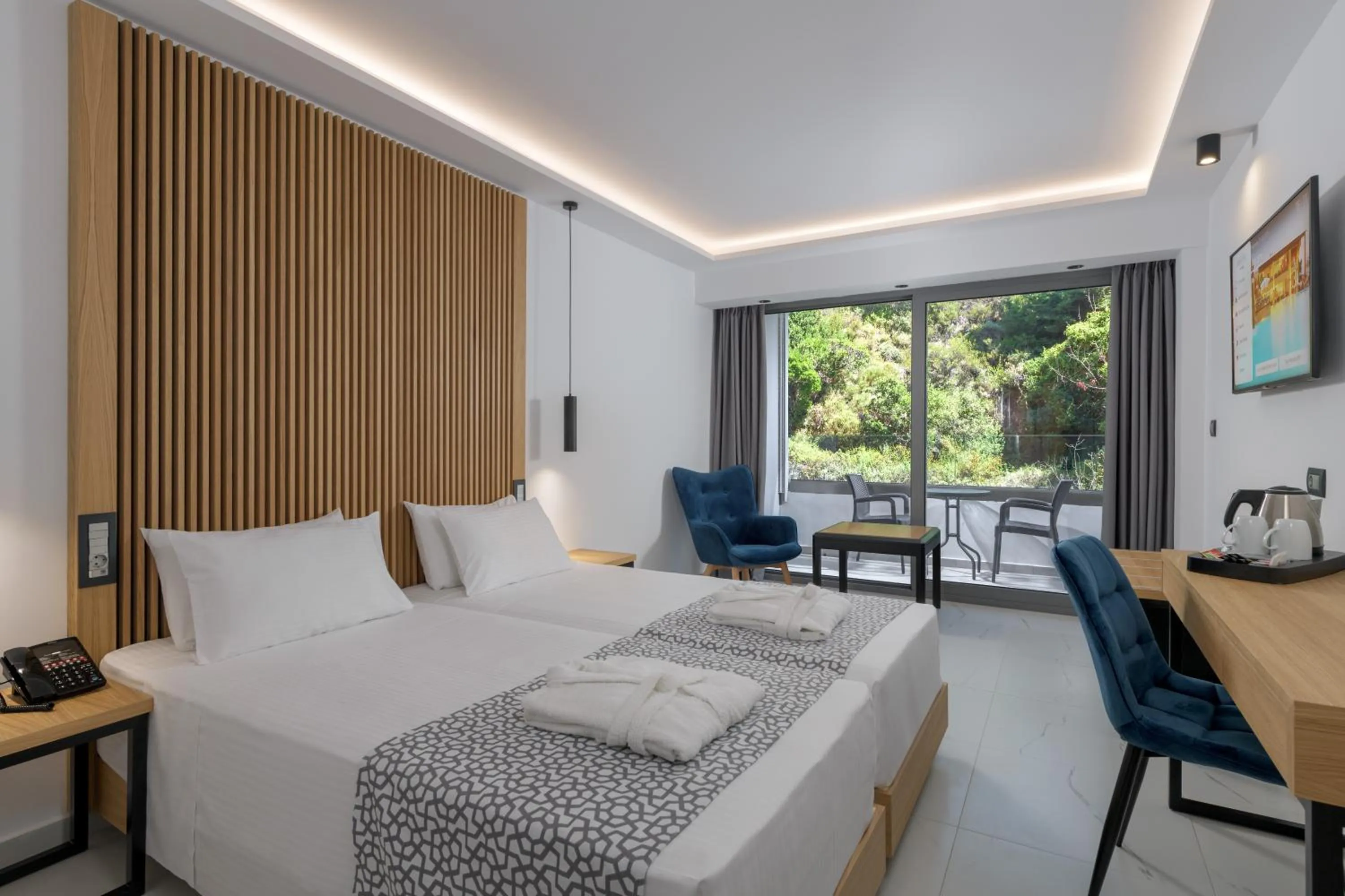 Superior Double or Twin Room with Mountain View in Oceanis Beach Hotel