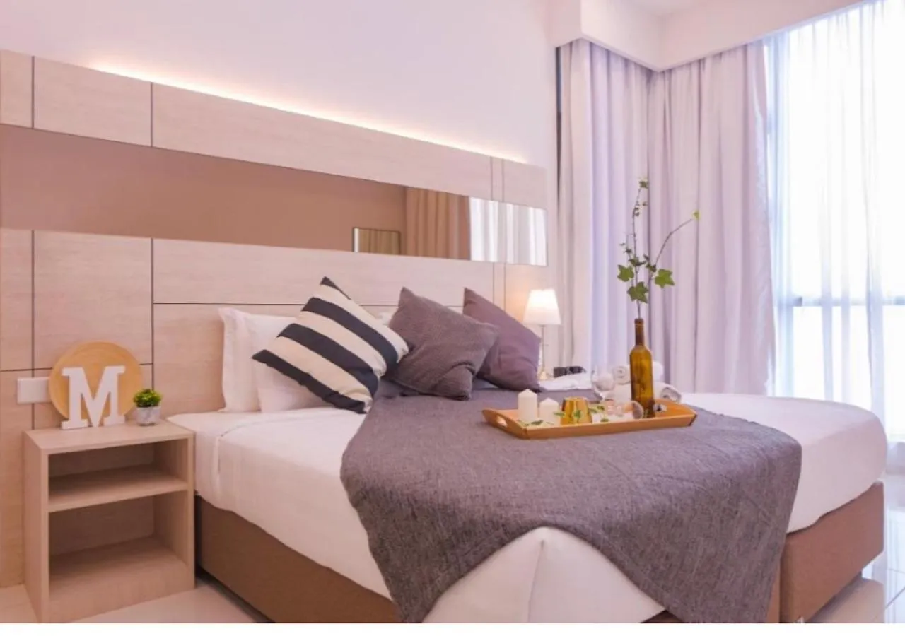 Apartment with Balcony in Robertson PanoramaKL Suites