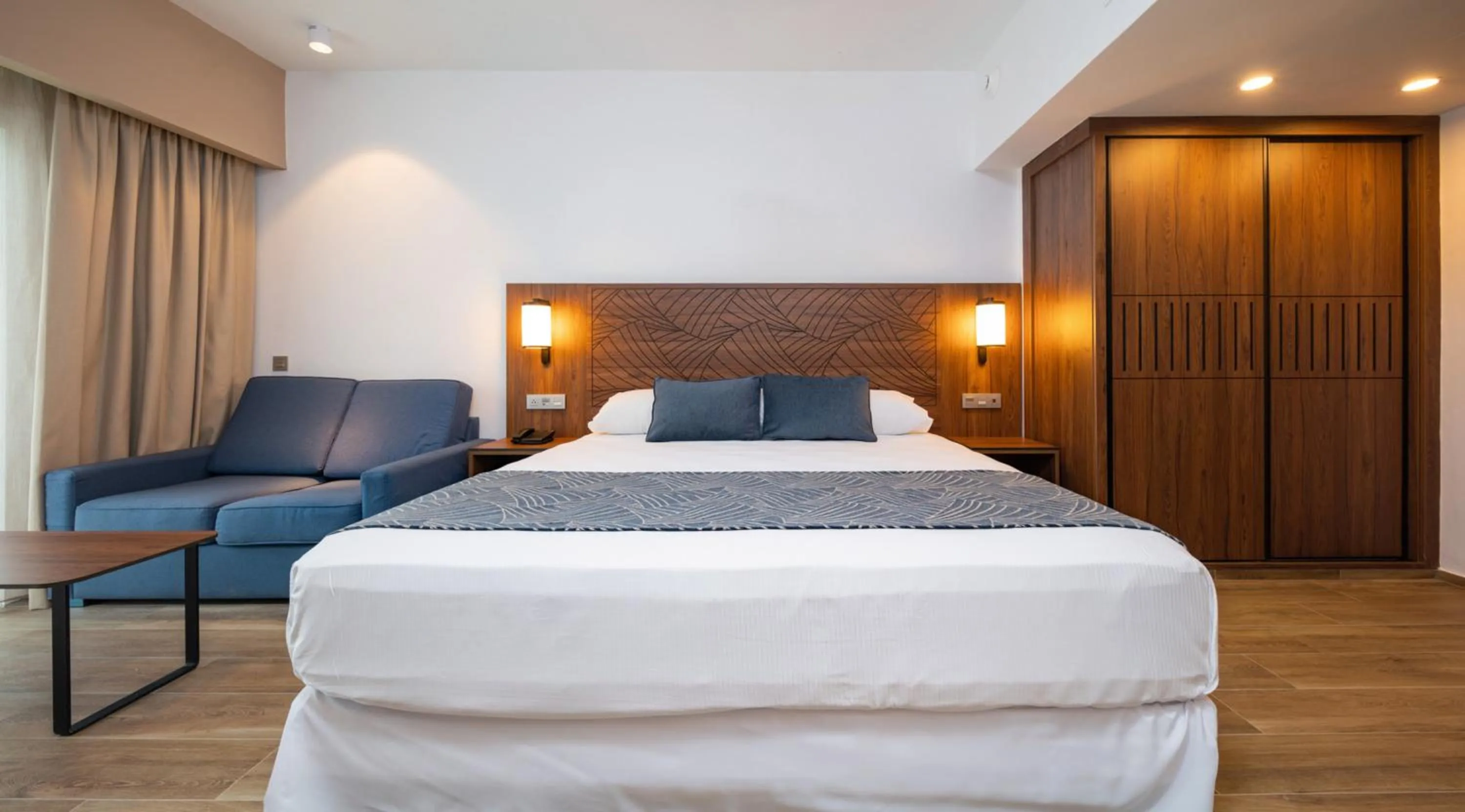 2 Bedroom Double Room Garden View in Riu Montego Bay - Adults Only - All Inclusive