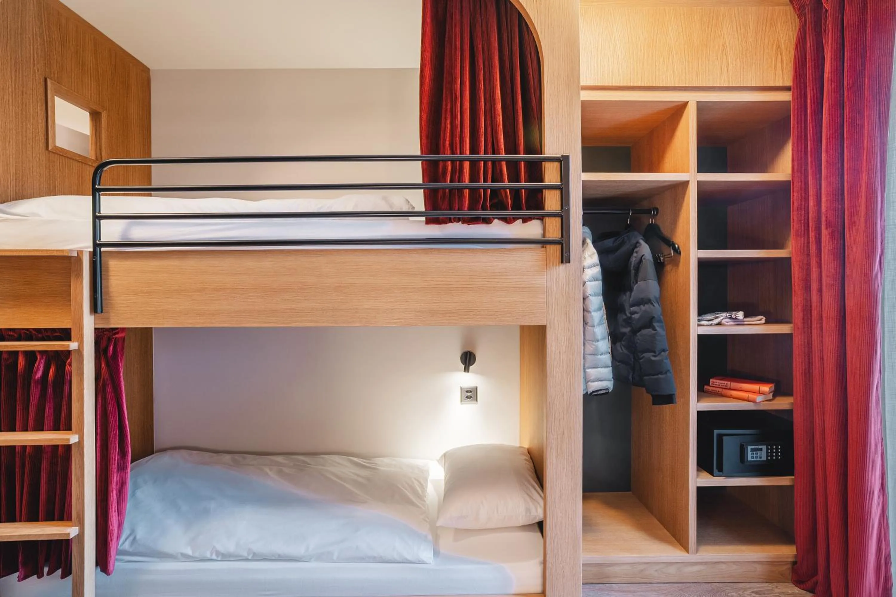 Connecting Rooms with Bunk Beds in Braunbär Hotel & Spa