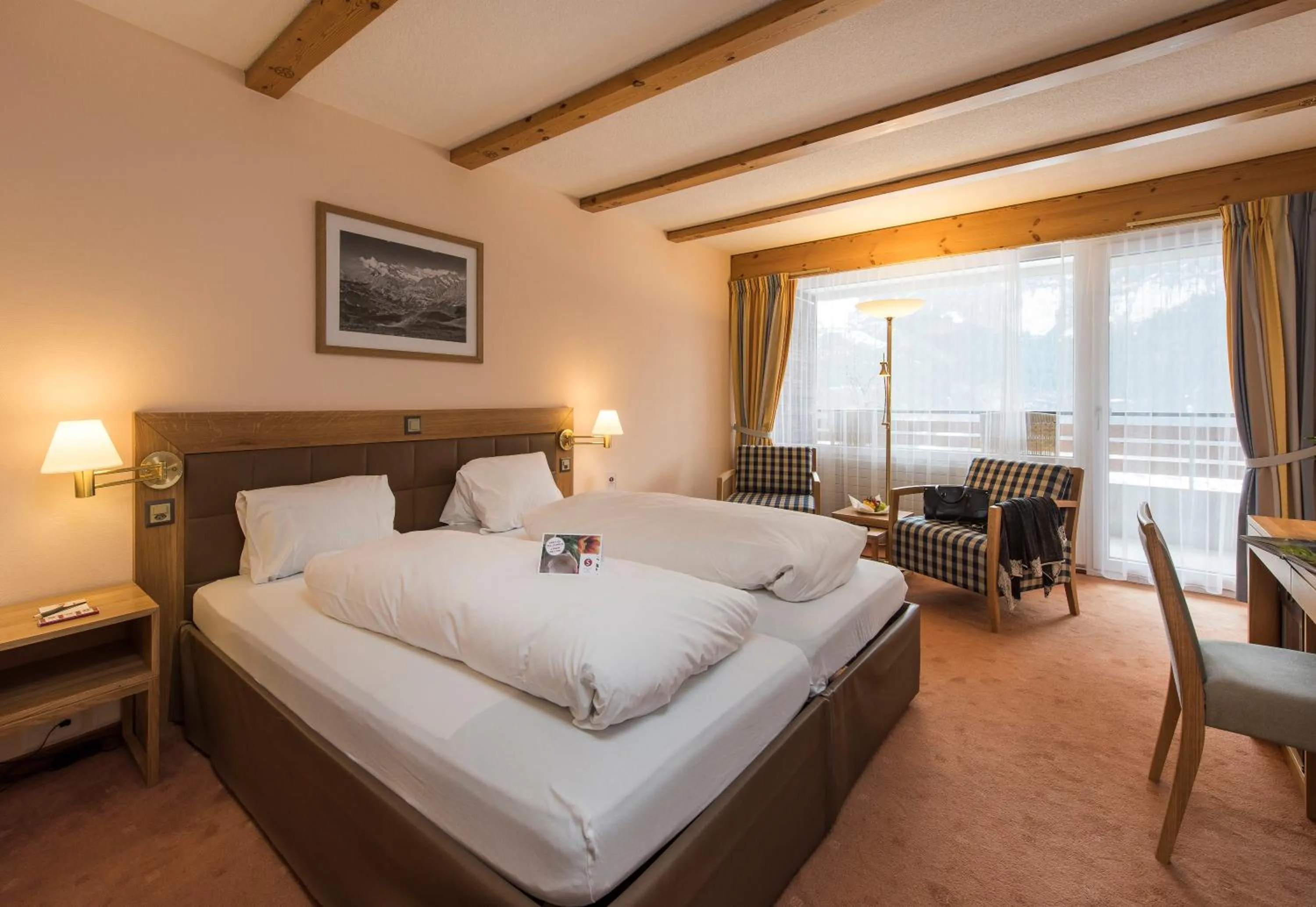 Double Room with Eiger Mountain View in Sunstar Hotel & SPA Grindelwald