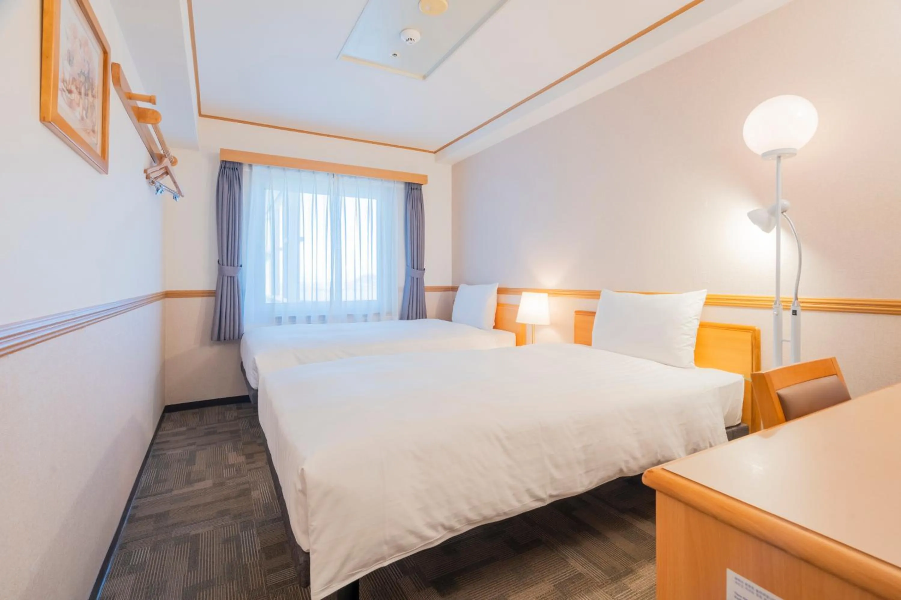 Twin Room with Sea View in Toyoko Inn Busan Station No.1