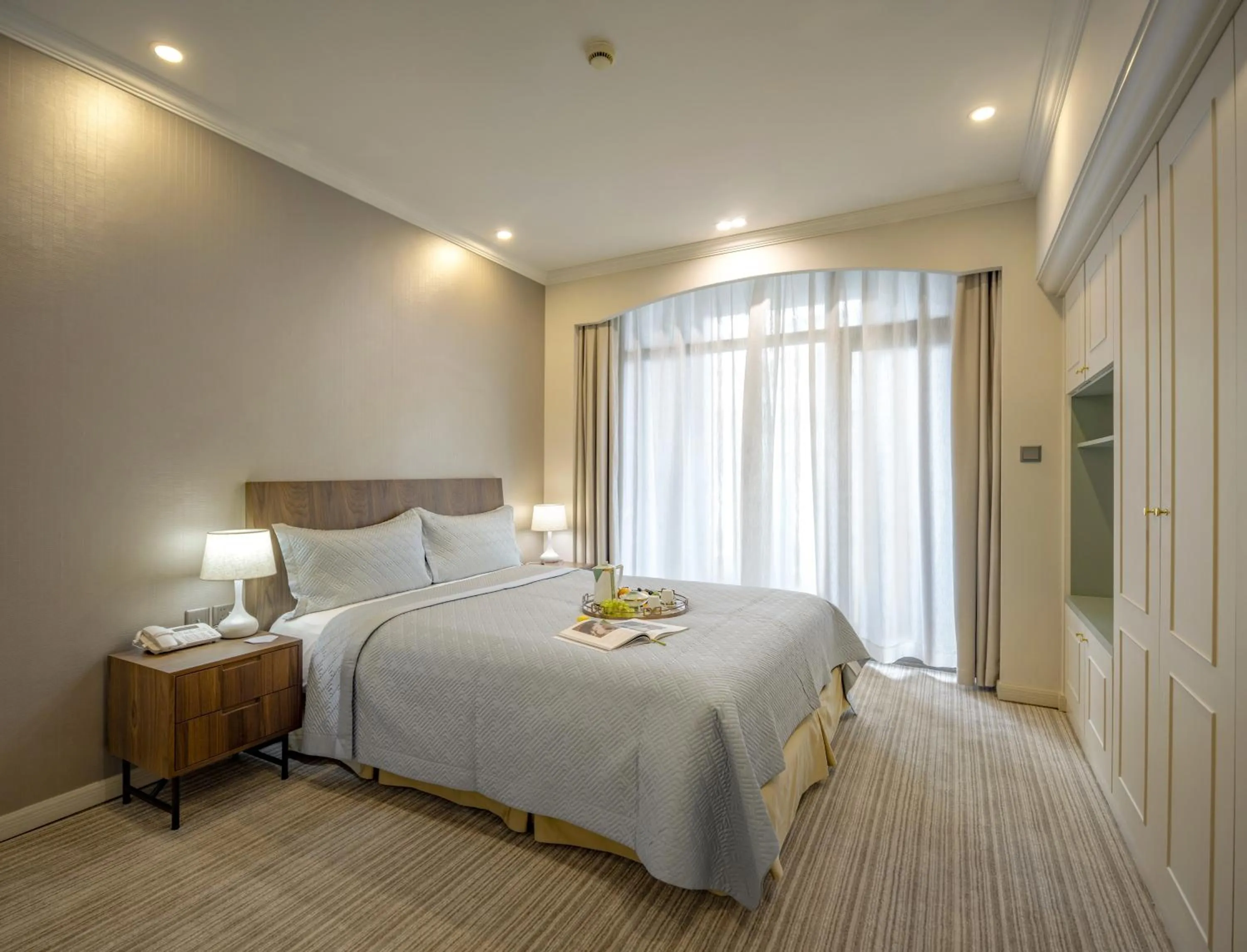 One-Bedroom Executive in Green Court Residence City Center, Shanghai