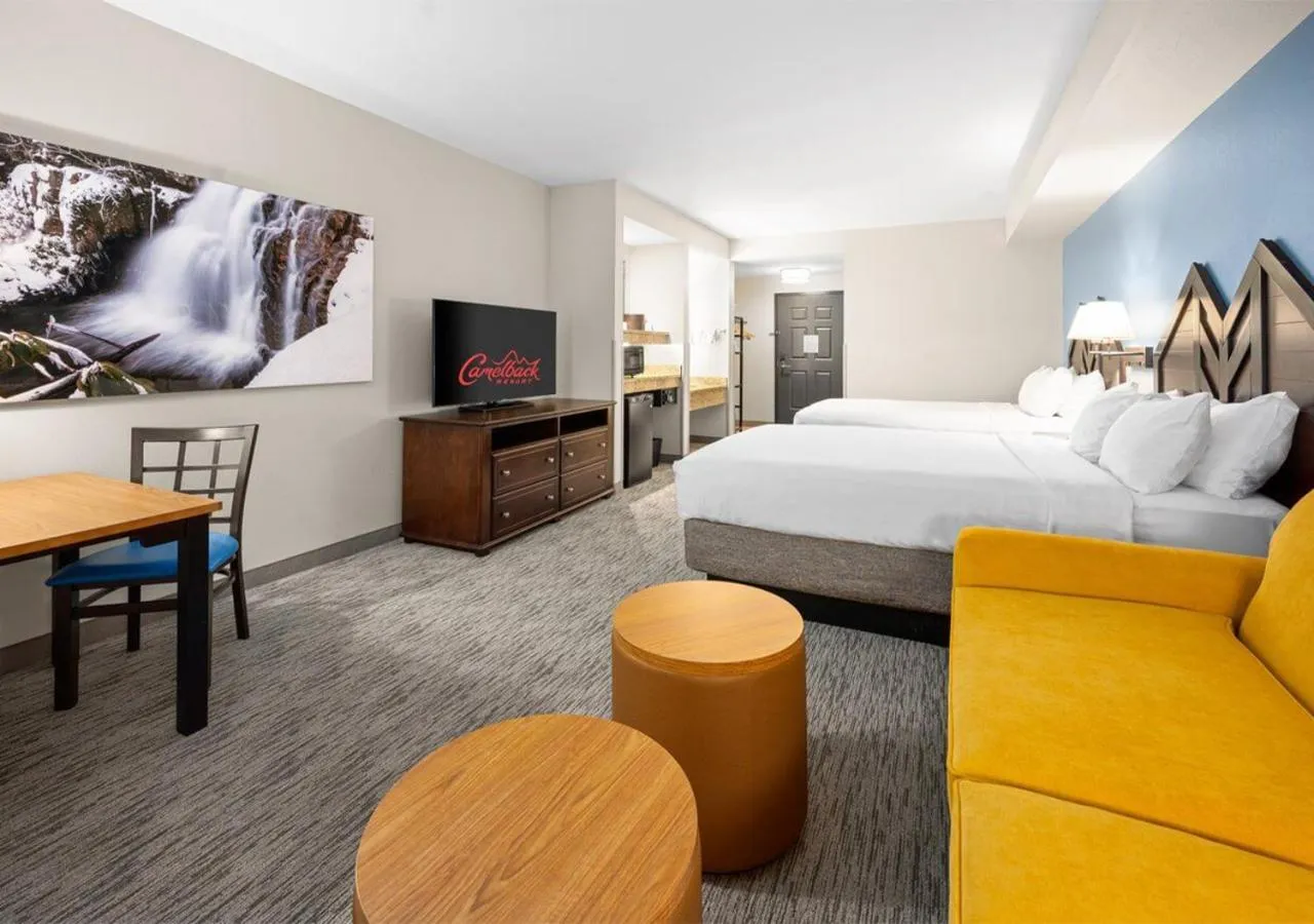 Deluxe Double Room in Camelback Resort