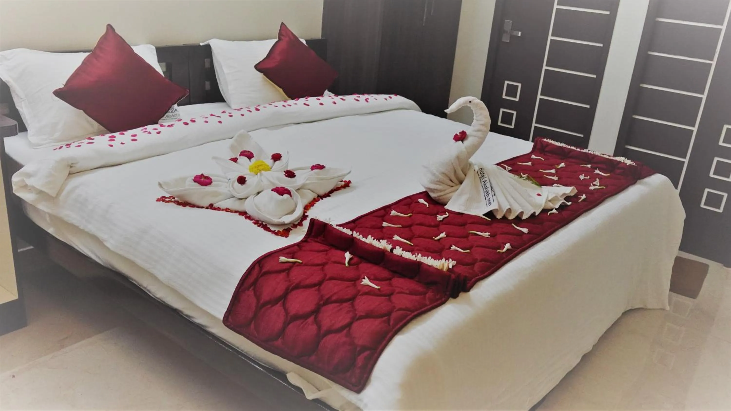 Superior Double Room - single occupancy in Hotel Akshith Inn